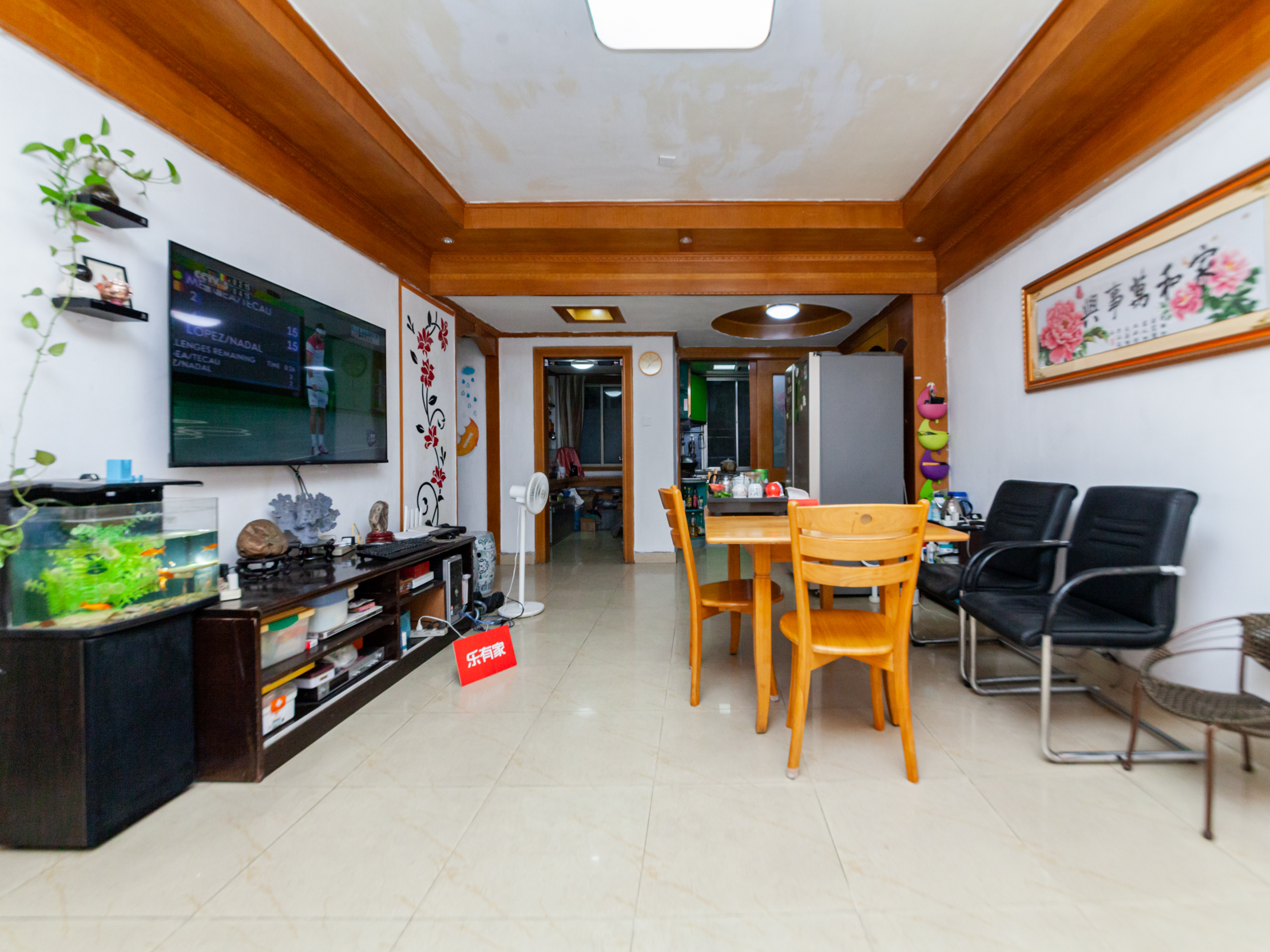 宽敞四室两厅，舒适生活空间，邻近公园与地铁，出行便利，尽享优质生活。-佛山宏威花园二手房