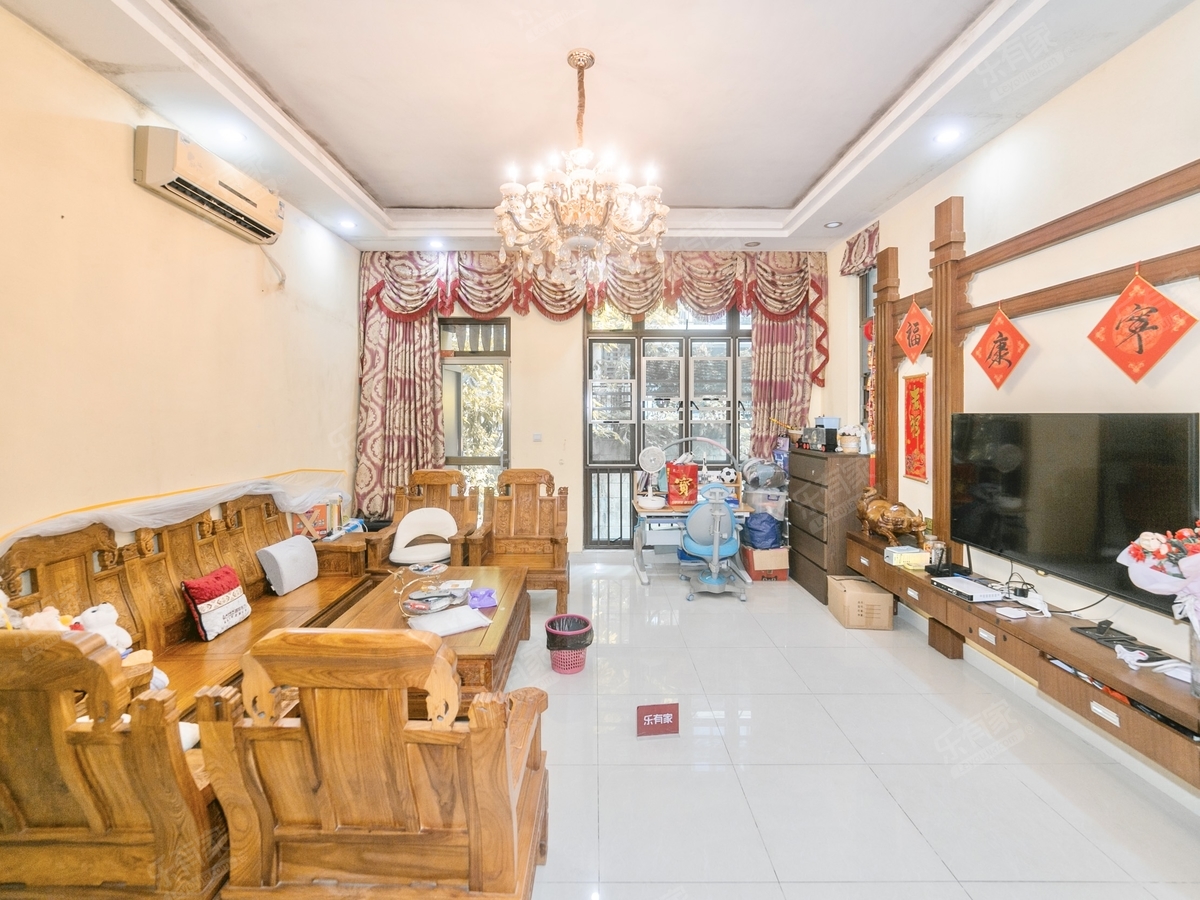 懿花园联排别墅端头位，精装修，业主诚心出售-深圳和黄懿花园二手房