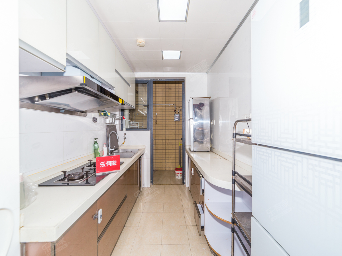 业主诚心出租的，海航城北苑安静不吵，楼王栋，家私齐全