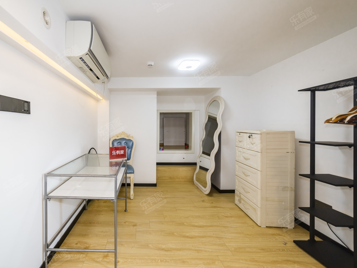 业主诚心出租，看房方便