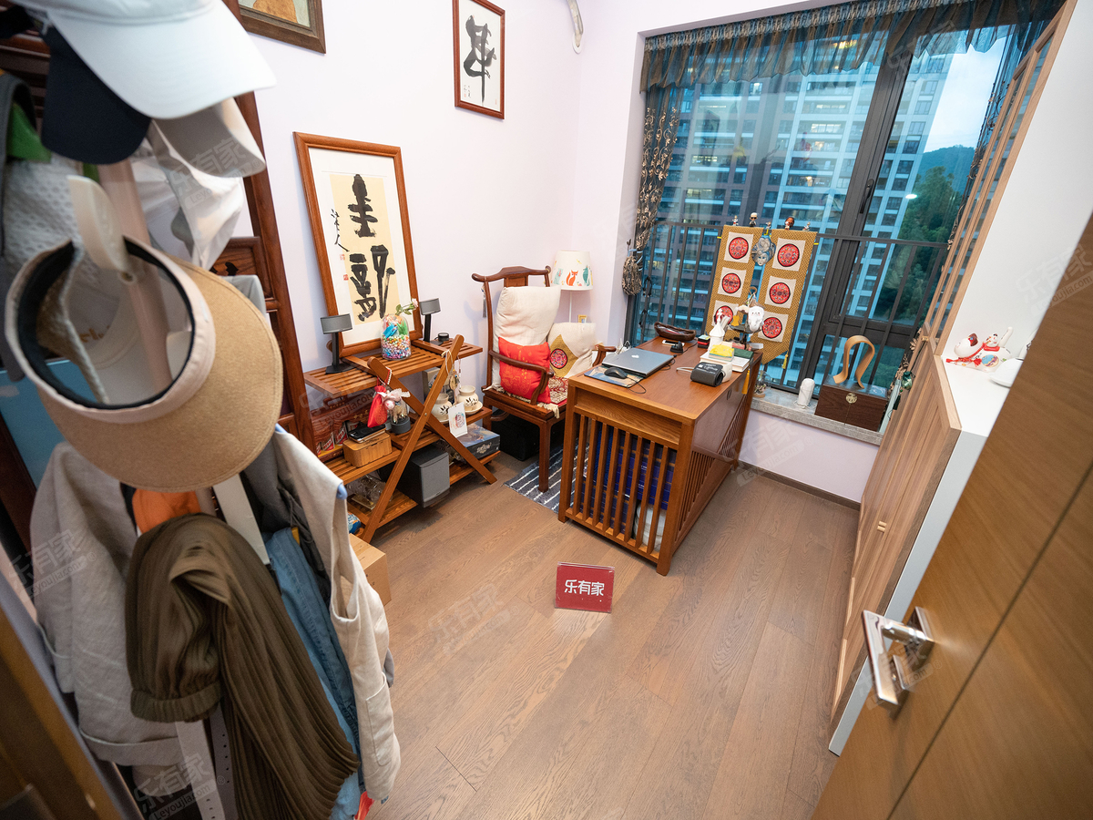 户型方正，通风采光非常不错