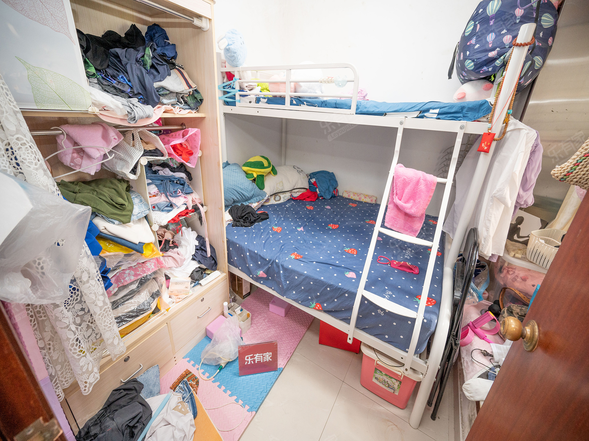 东悦名轩 西北 普装 1室 1厅 35.92m² 