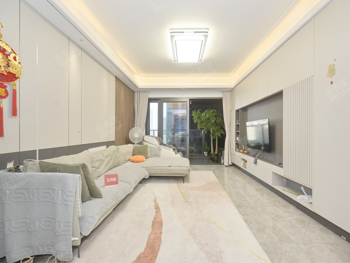 京基智农山海御园东南精装4室2厅140.76m²-广州京基智农山海御园二手房