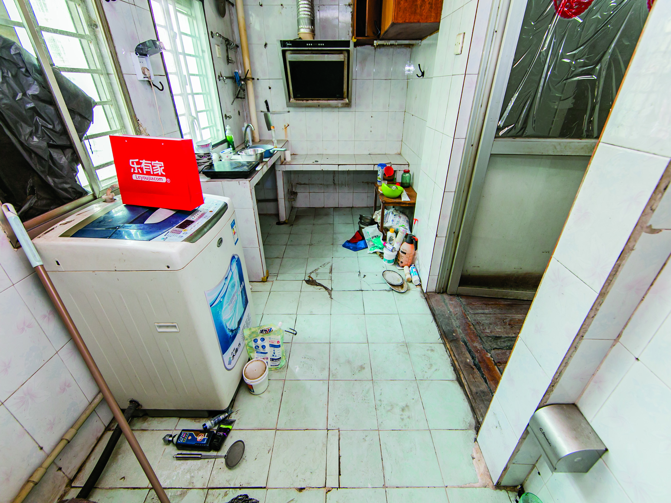 潜龙花园朝南2房诚心出售