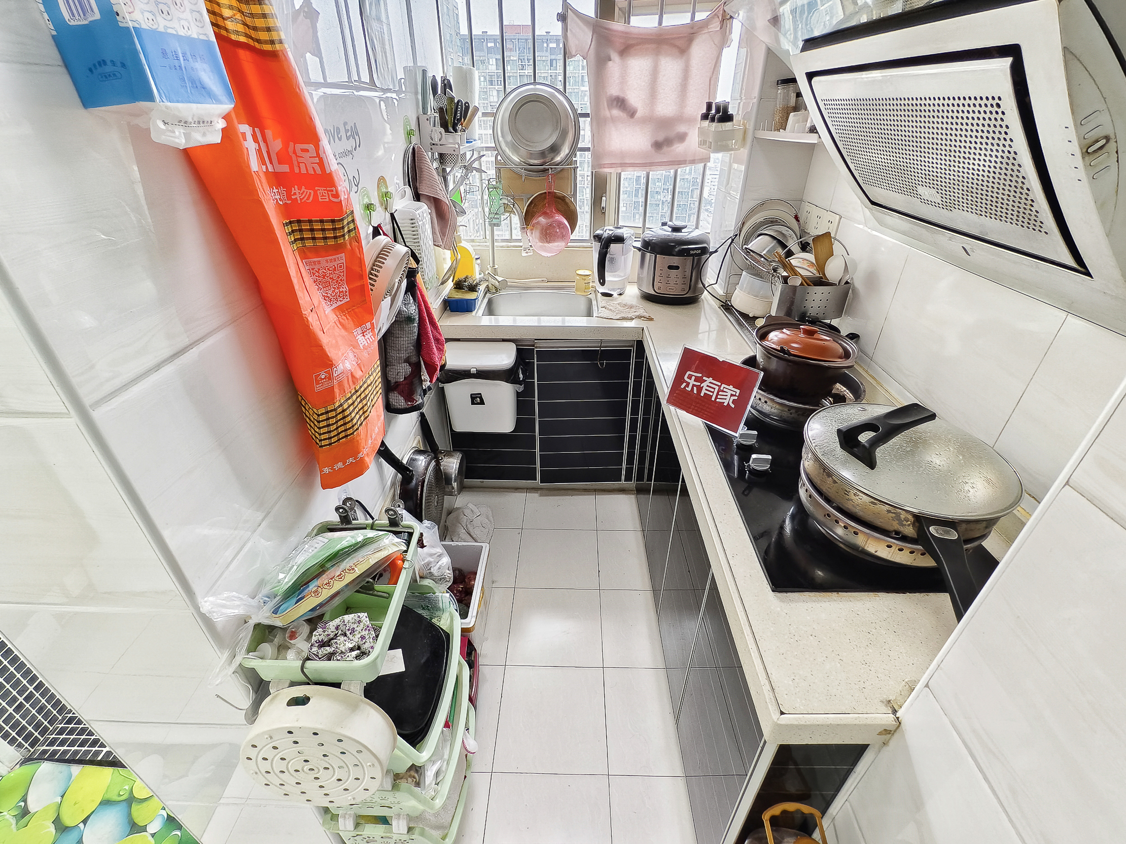 鸿隆广场 2房2厅1卫 48㎡