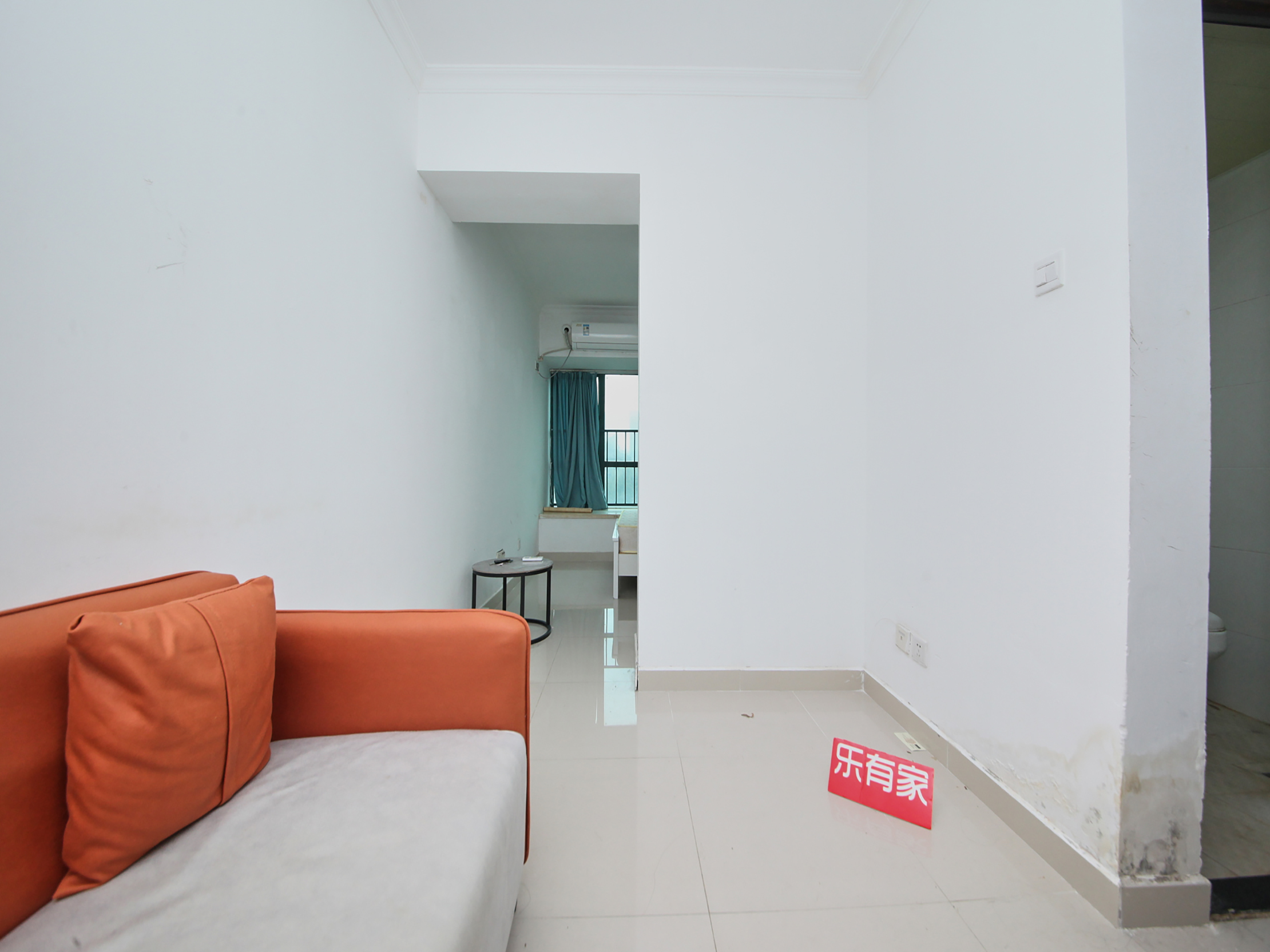 景尚雅苑新出一房，厨房阳台洗手间都有，电梯房