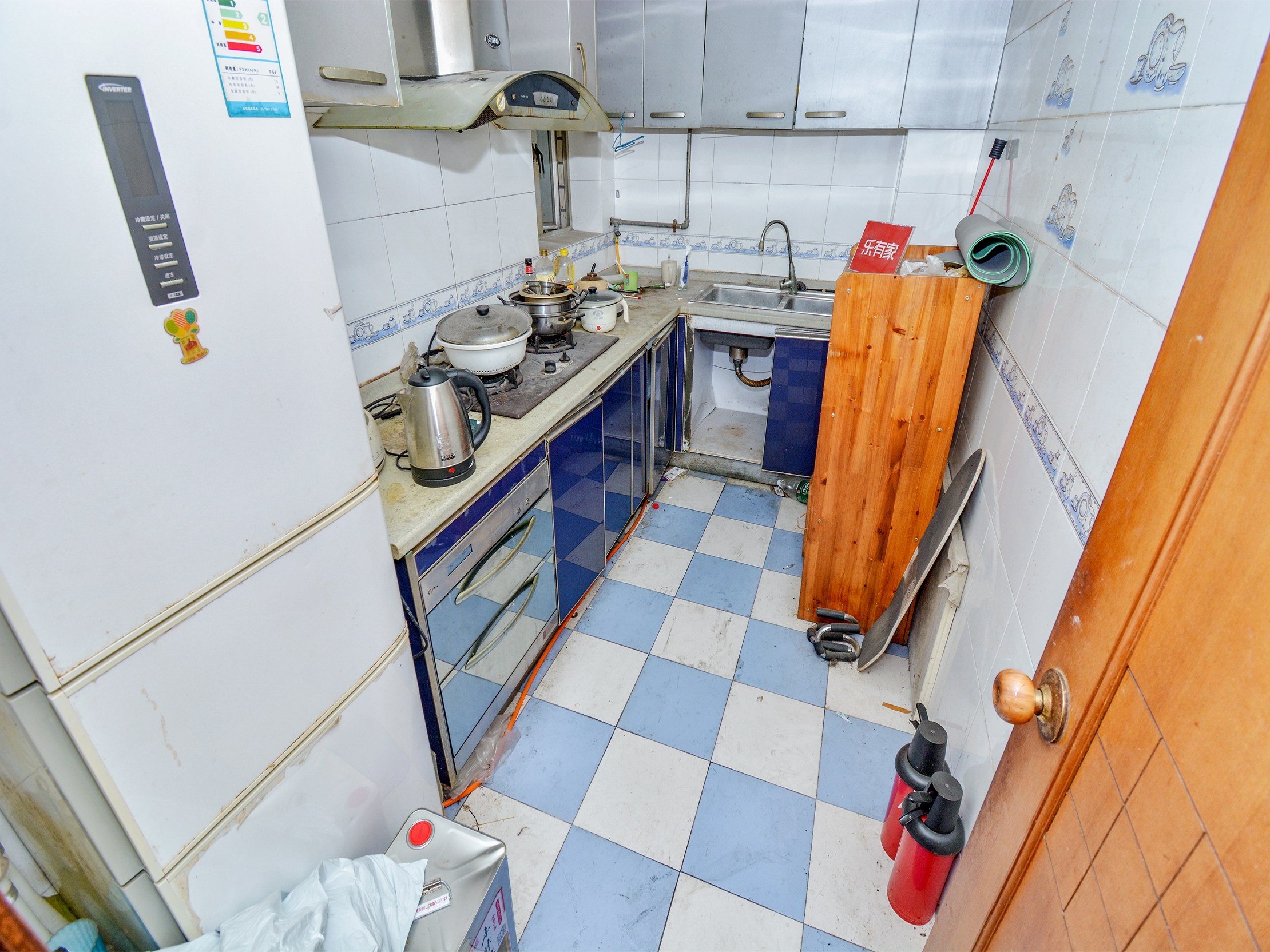 装修也大气简约，温馨舒适，非常适合居住生活。