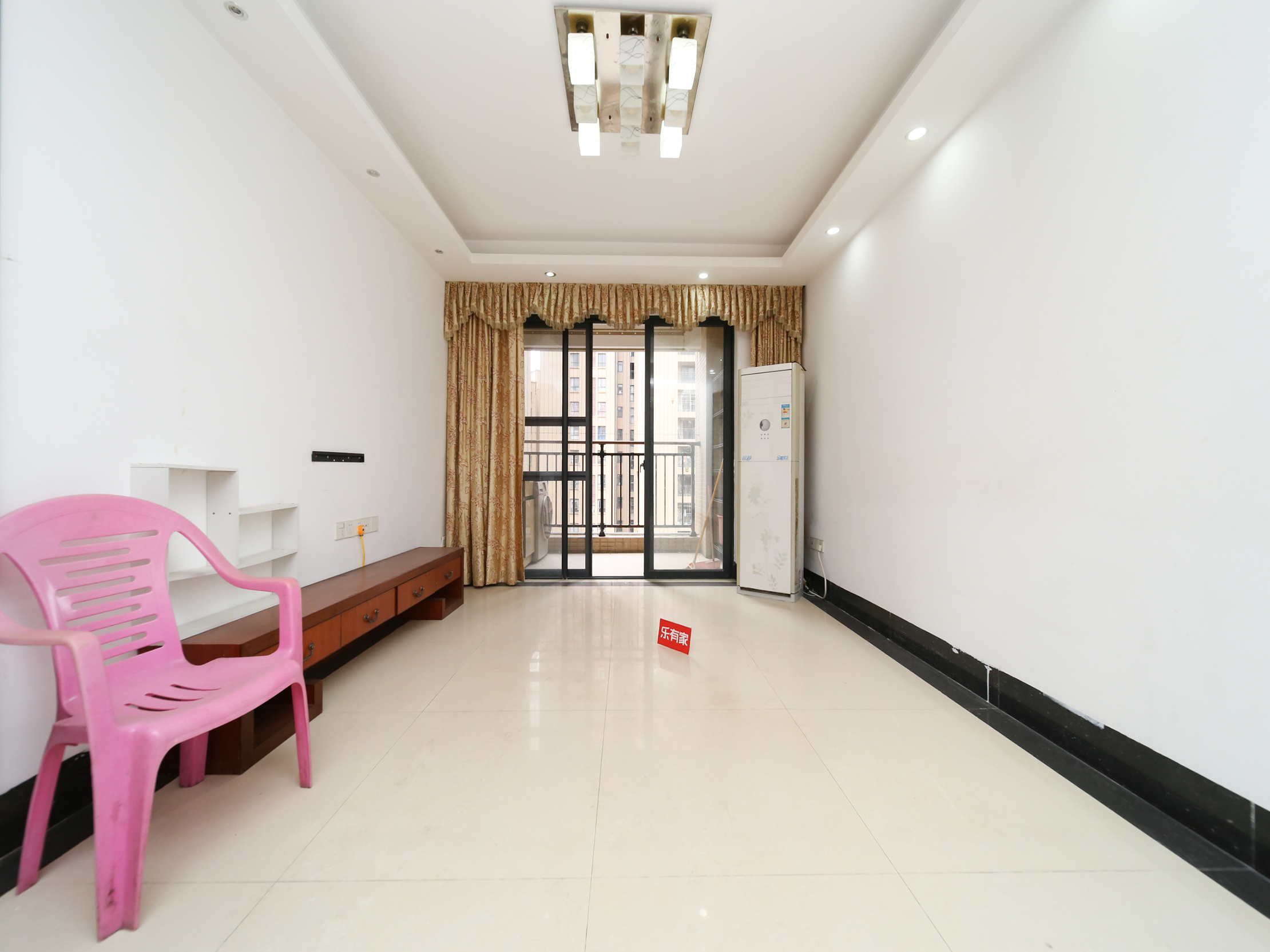 阳光汇西北精装3室2厅93.63m² 