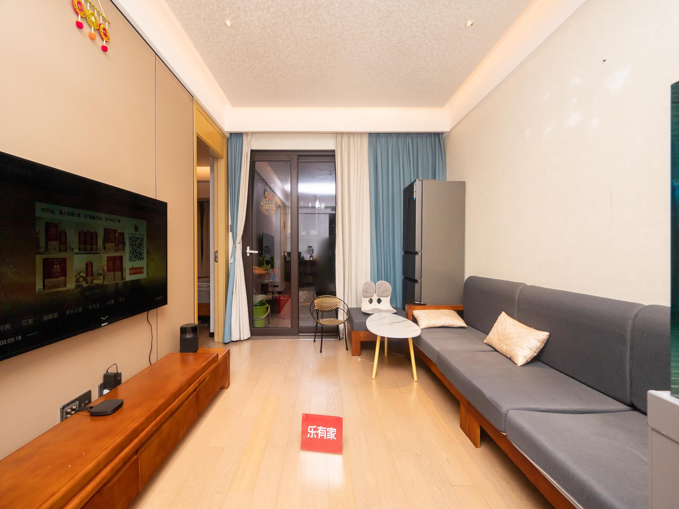 万科麓城四期南普装3室2厅79.07m²