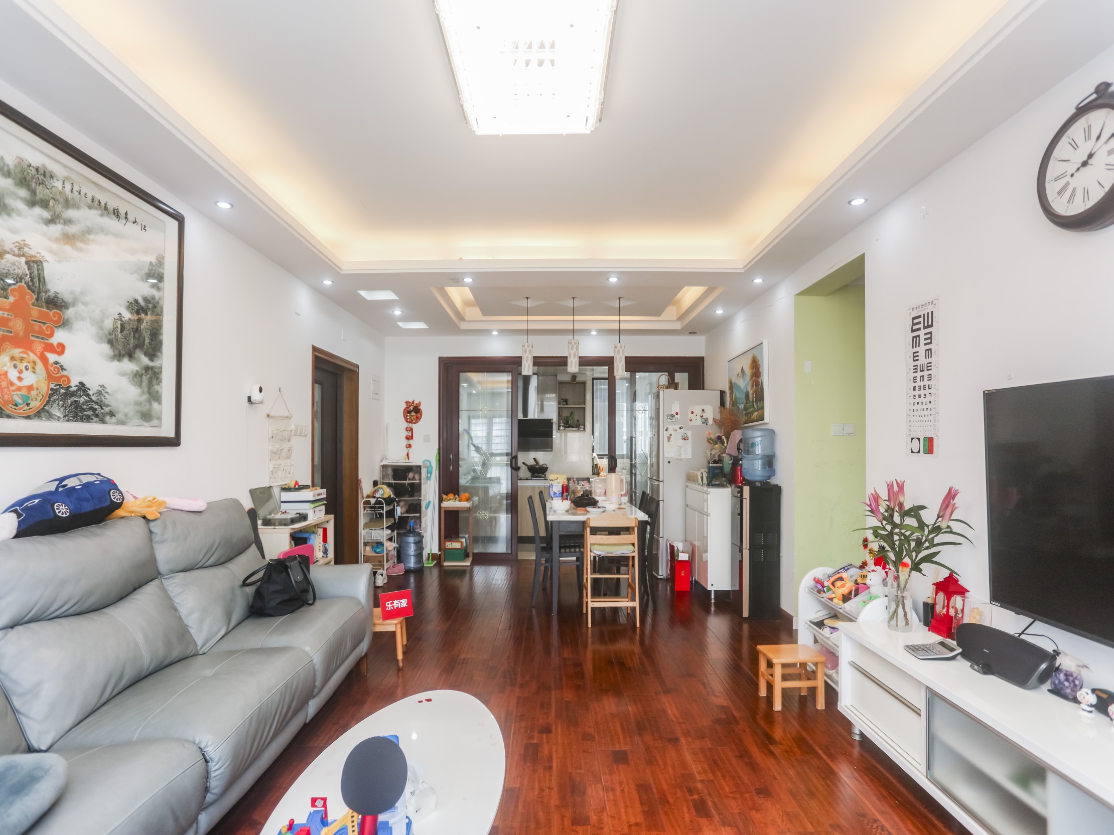 花园中间安静位置大三房，高实用率，装修保养佳