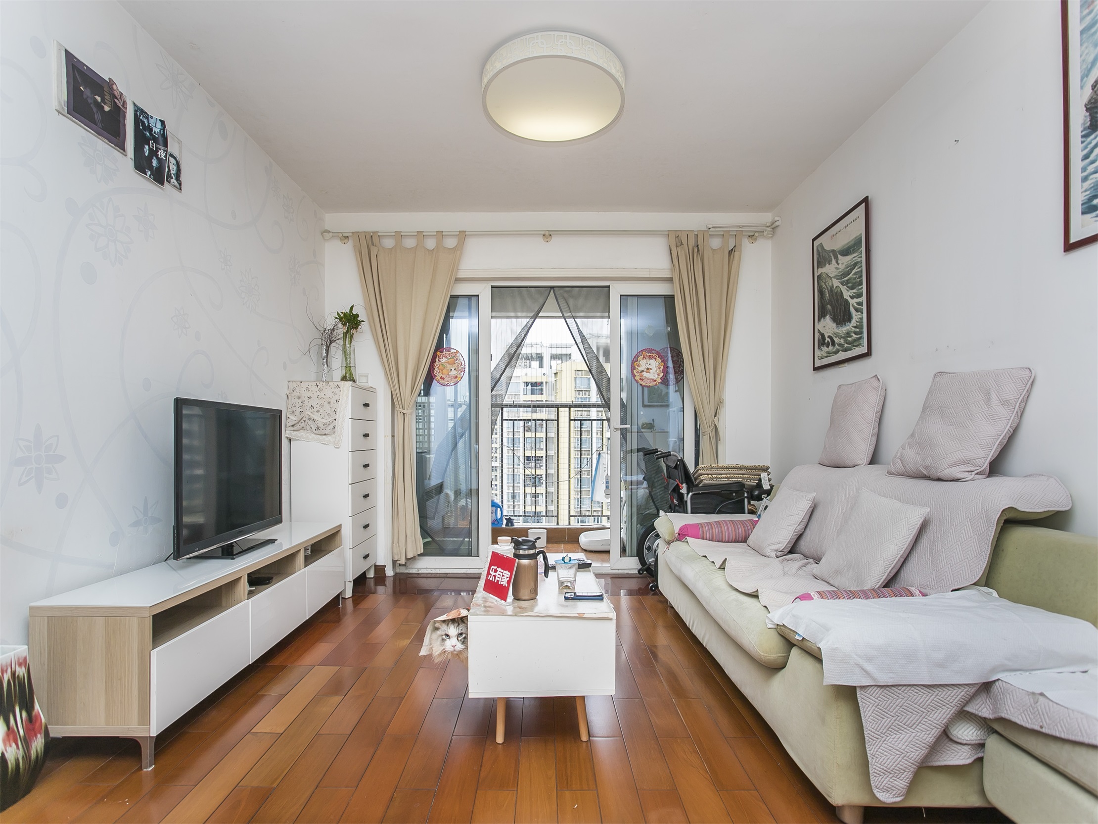 侨香村南精装3室2厅90m²出售