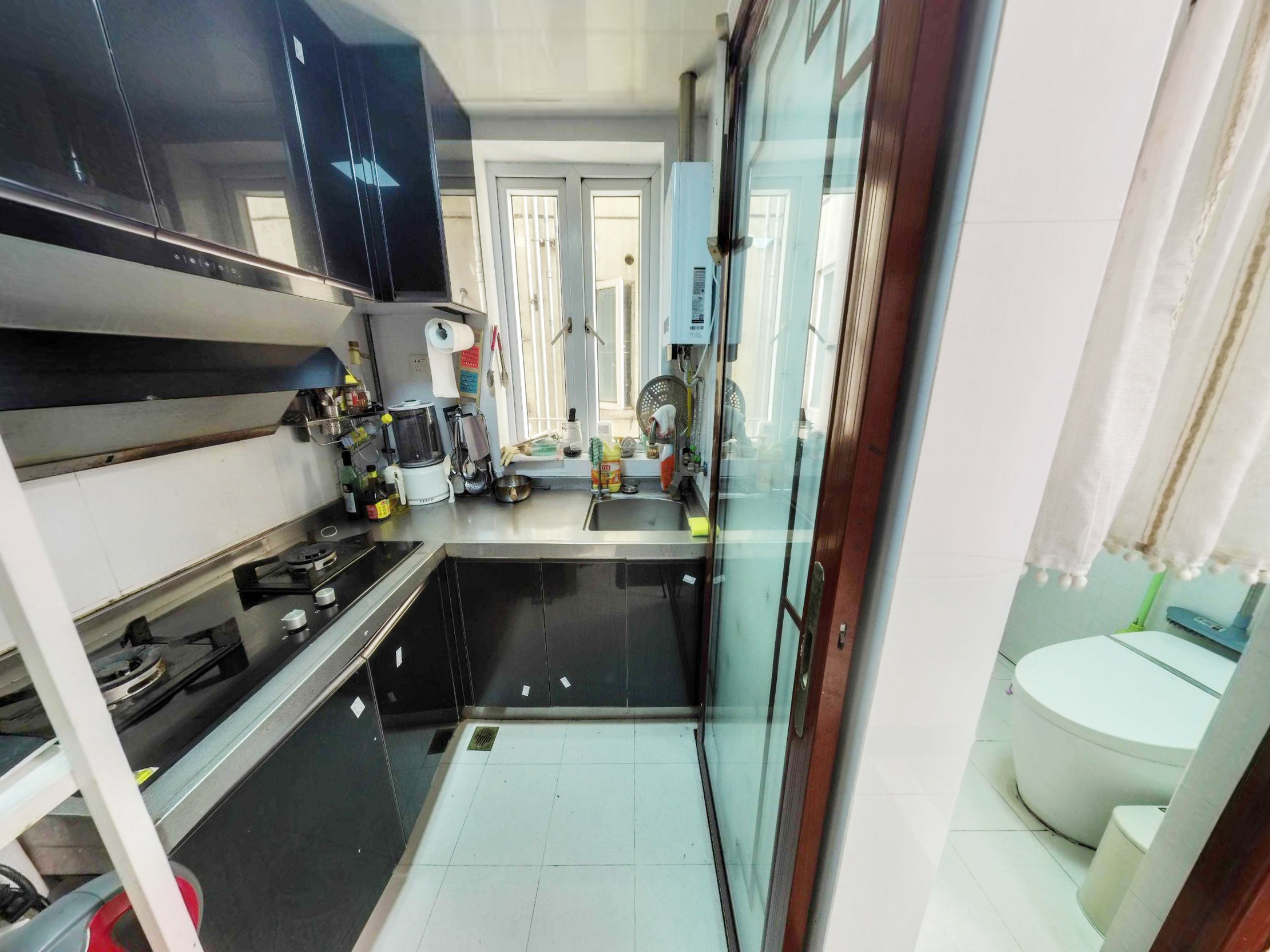 海雅居精装三房，东南向