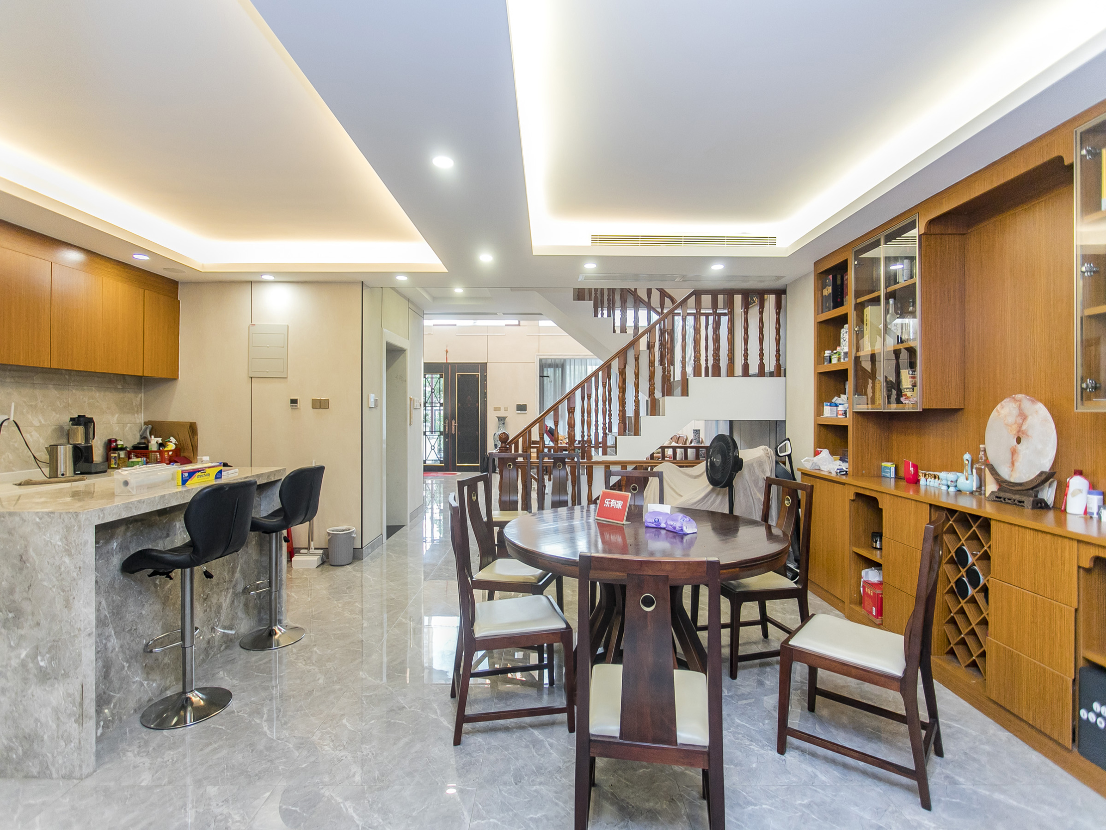 十二橡树庄园二期 7房3厅5卫 242.19㎡