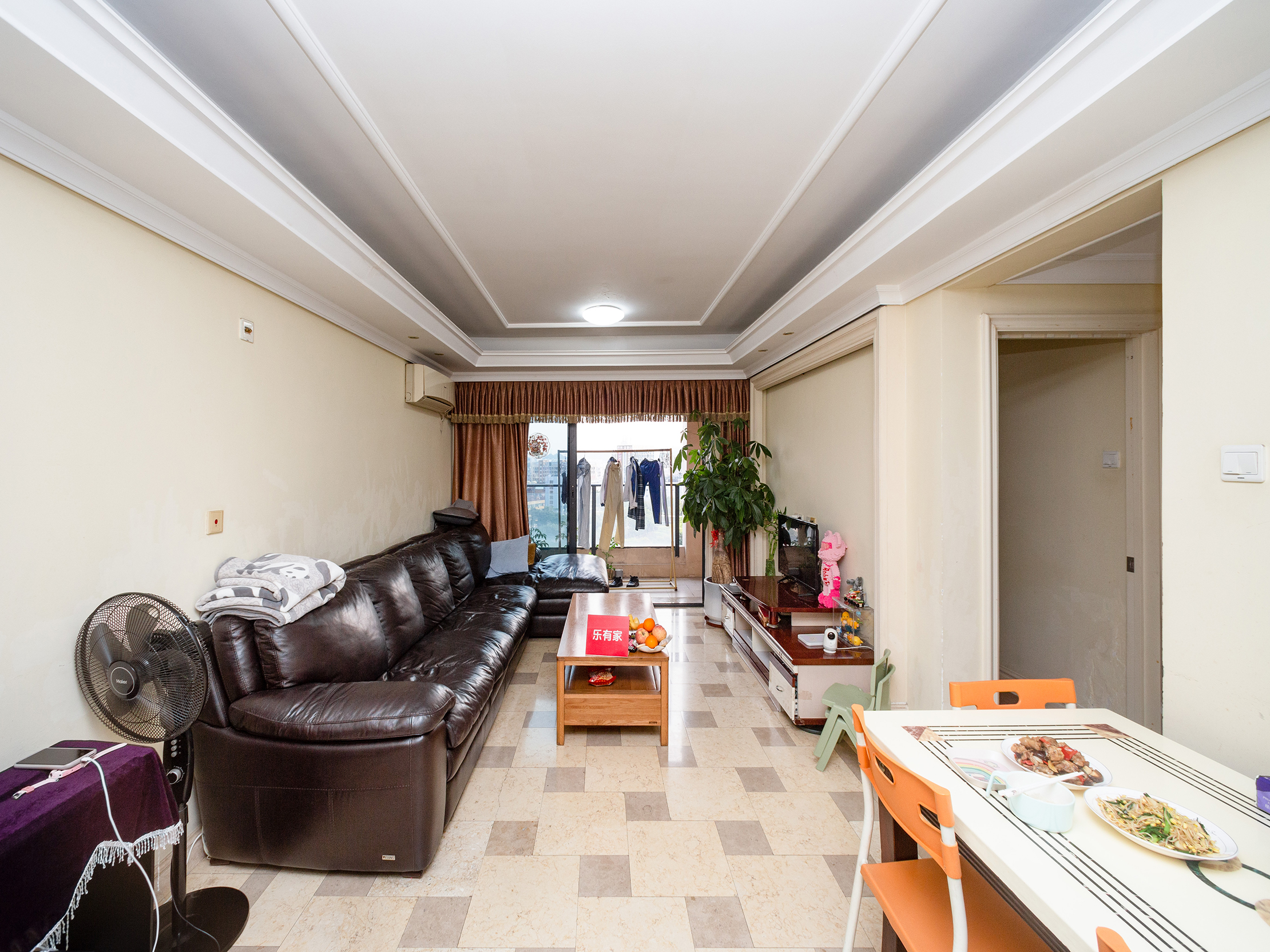 优质精装修两居室，便捷生活，心动不如行动！-深圳信义湛宝大厦租房