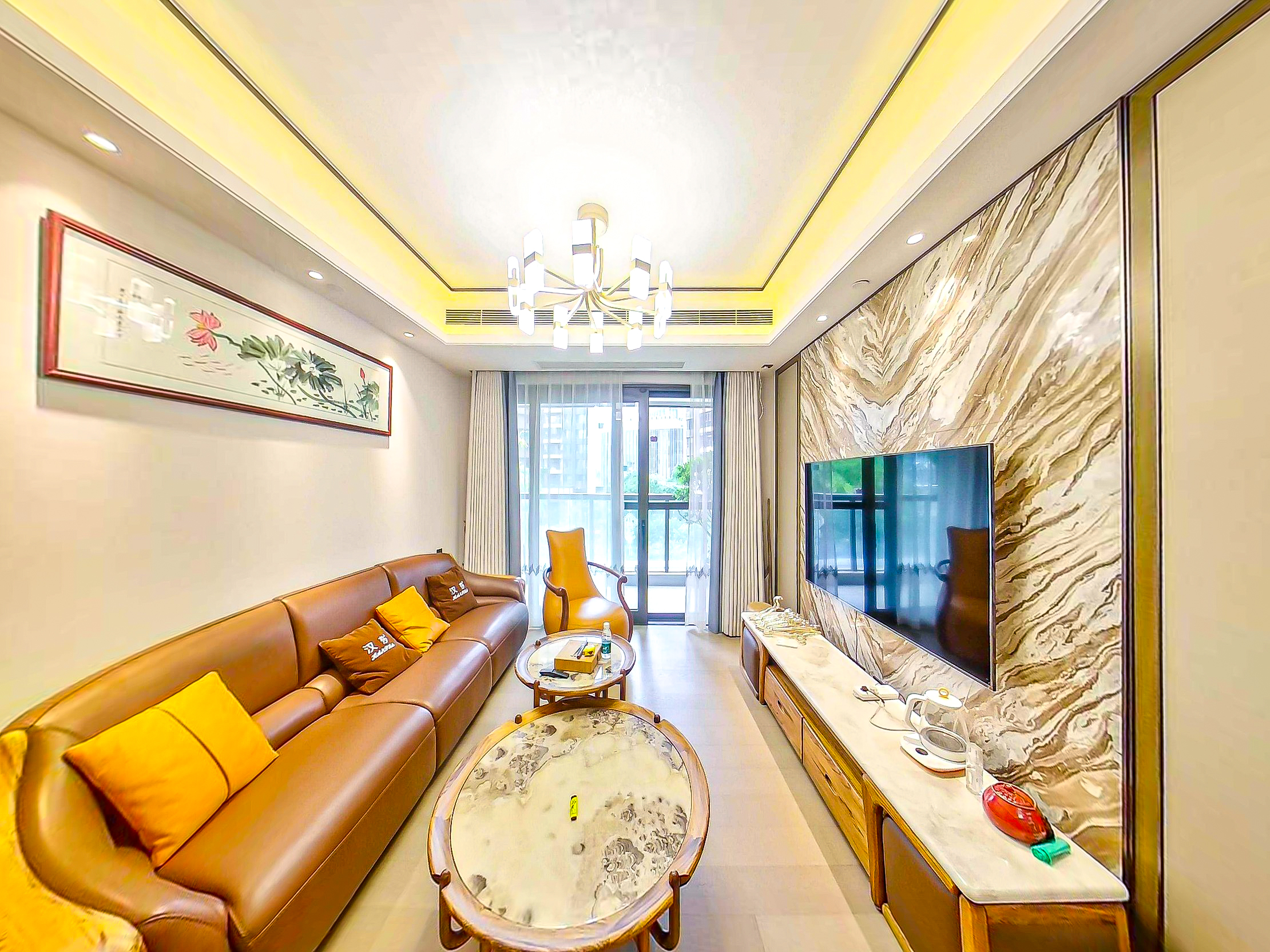 中海新出房源，业主自住装修，换大户型，急售，看房方便