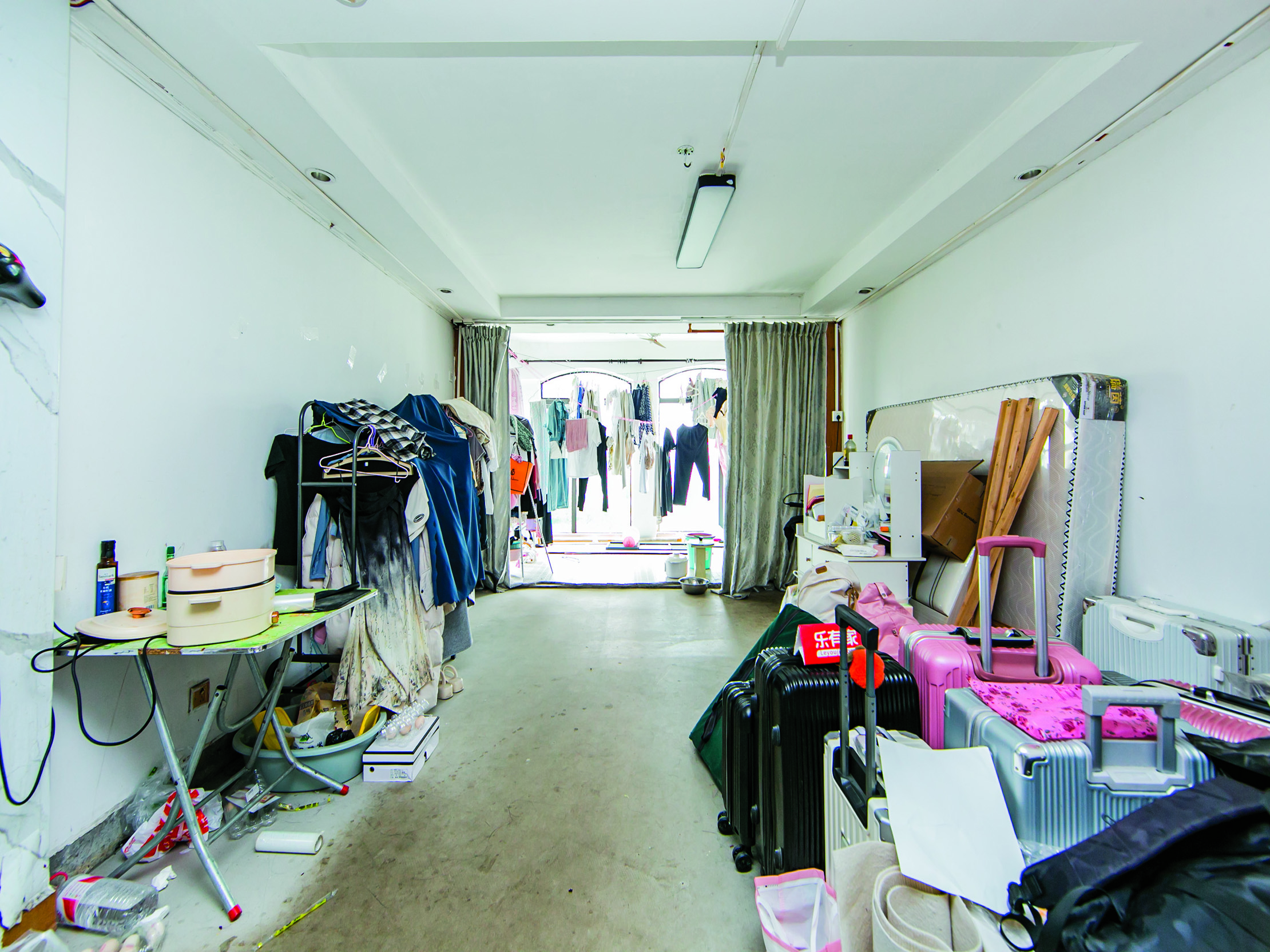 业主诚心出售-珠海西丽湖工贸公司住宅二手房