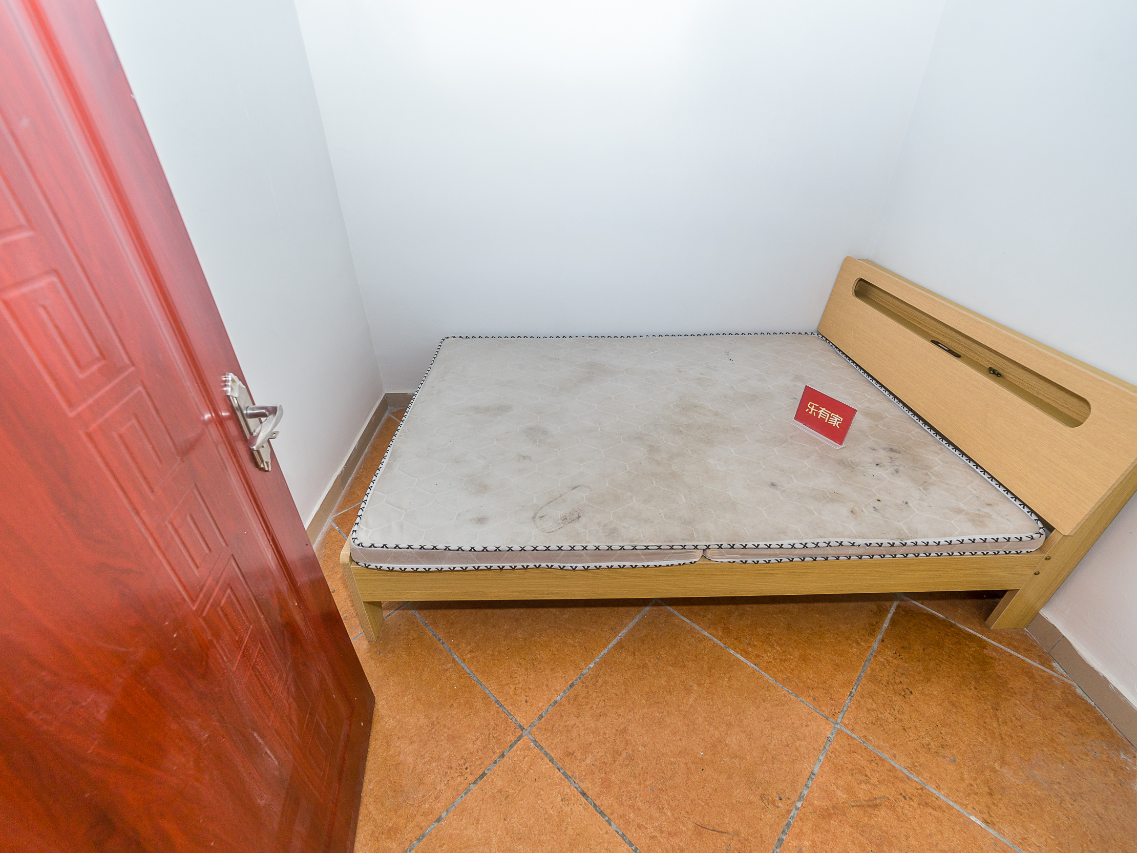 鸿进花园 1房0厅0卫 18㎡-深圳鸿进花园租房