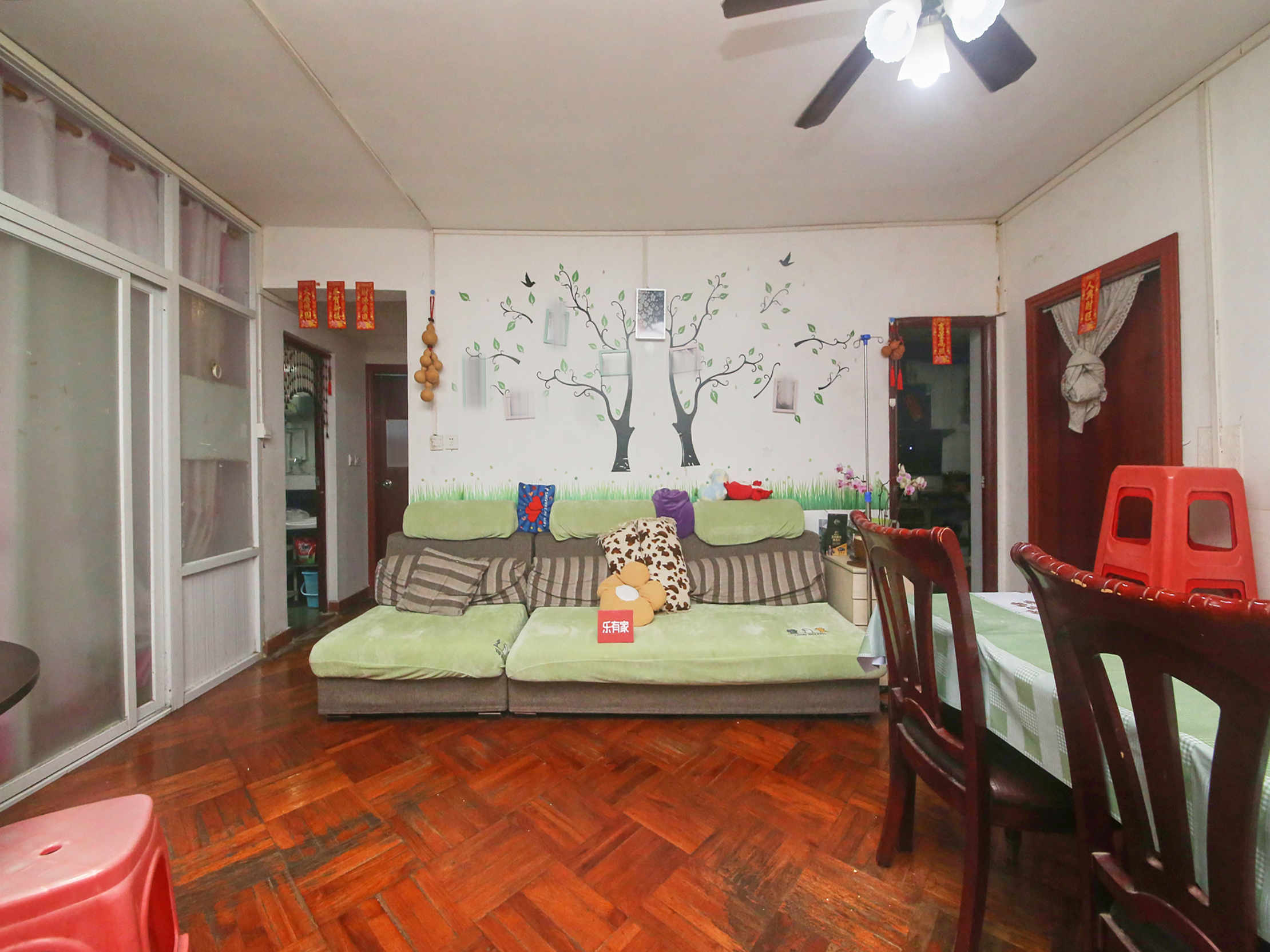 华明楼 南 普装 4室 1厅-深圳华明楼二手房