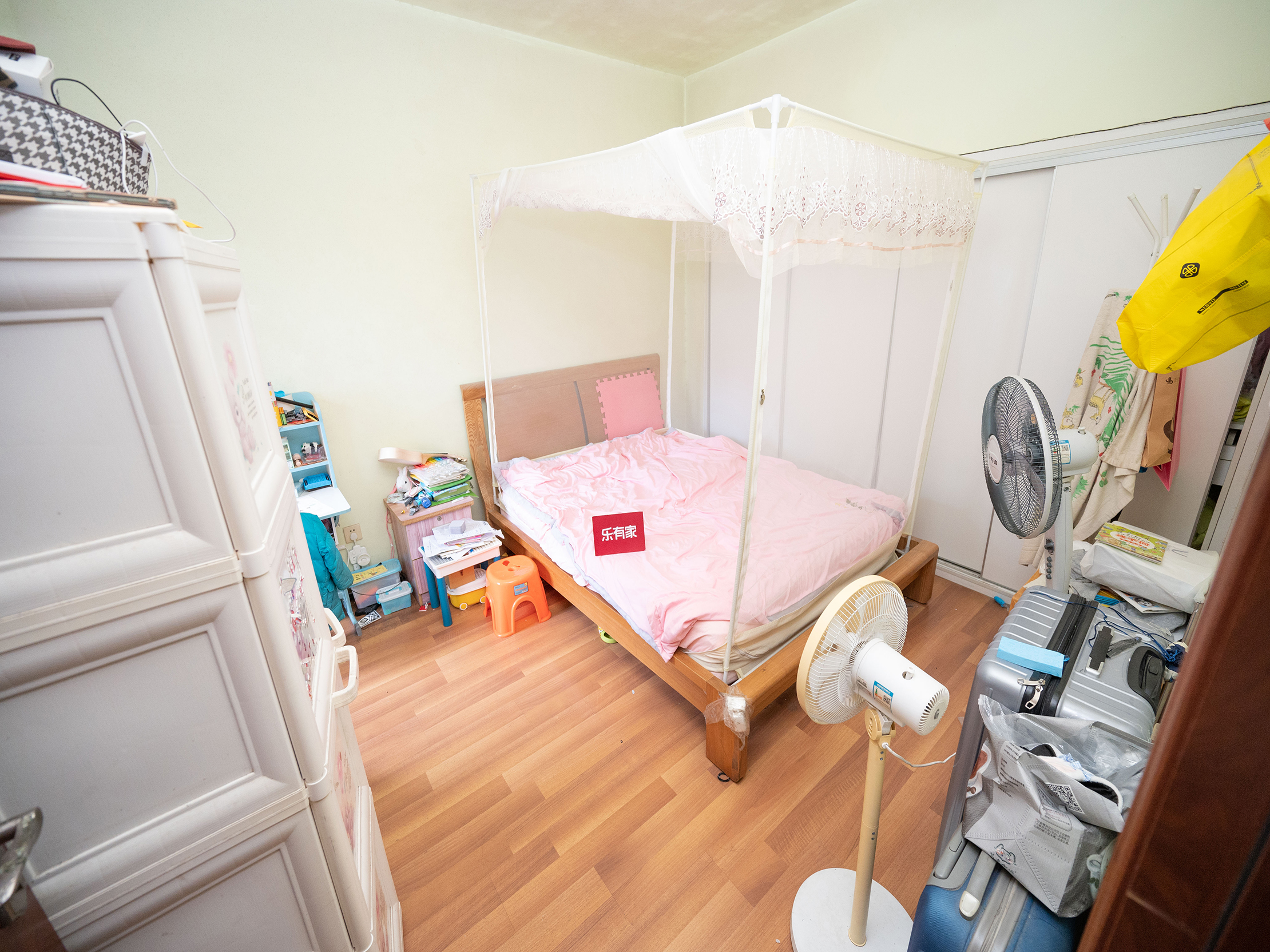 产权优质，看房子方便，配套成熟小区