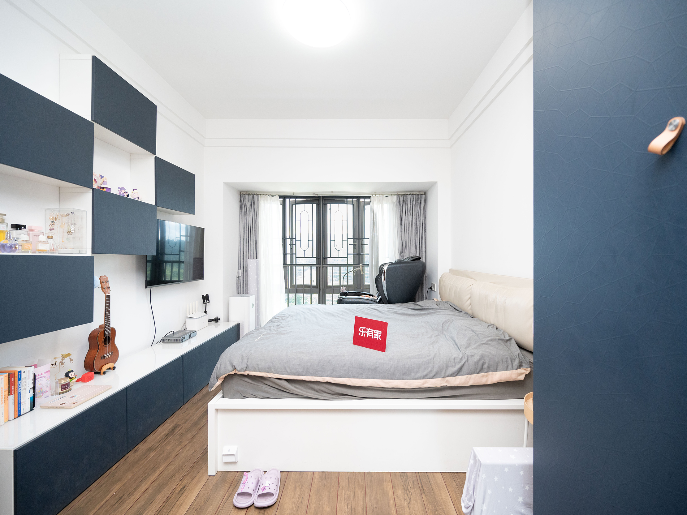 精装打四房，业主自己住，随时可以看房