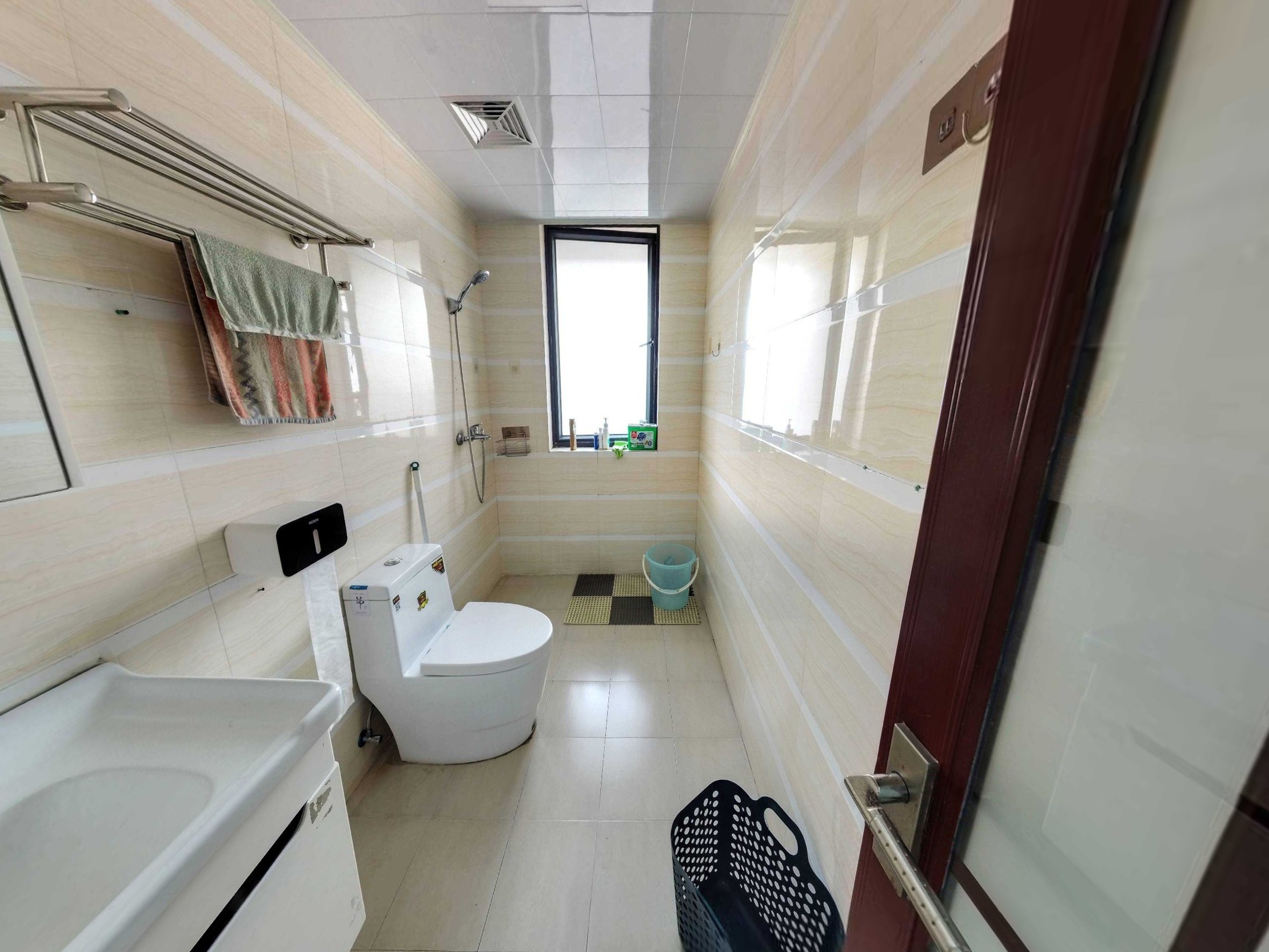 华业玫瑰郡 4房2厅2卫 89.91㎡