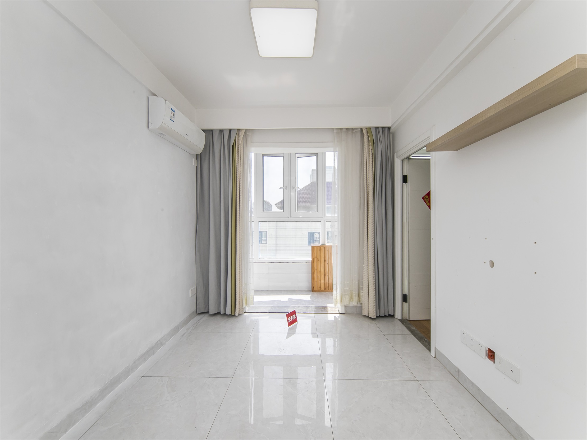 急售！福田站旁精装2房，西南看高尔夫景观，阳光充足，只需契税