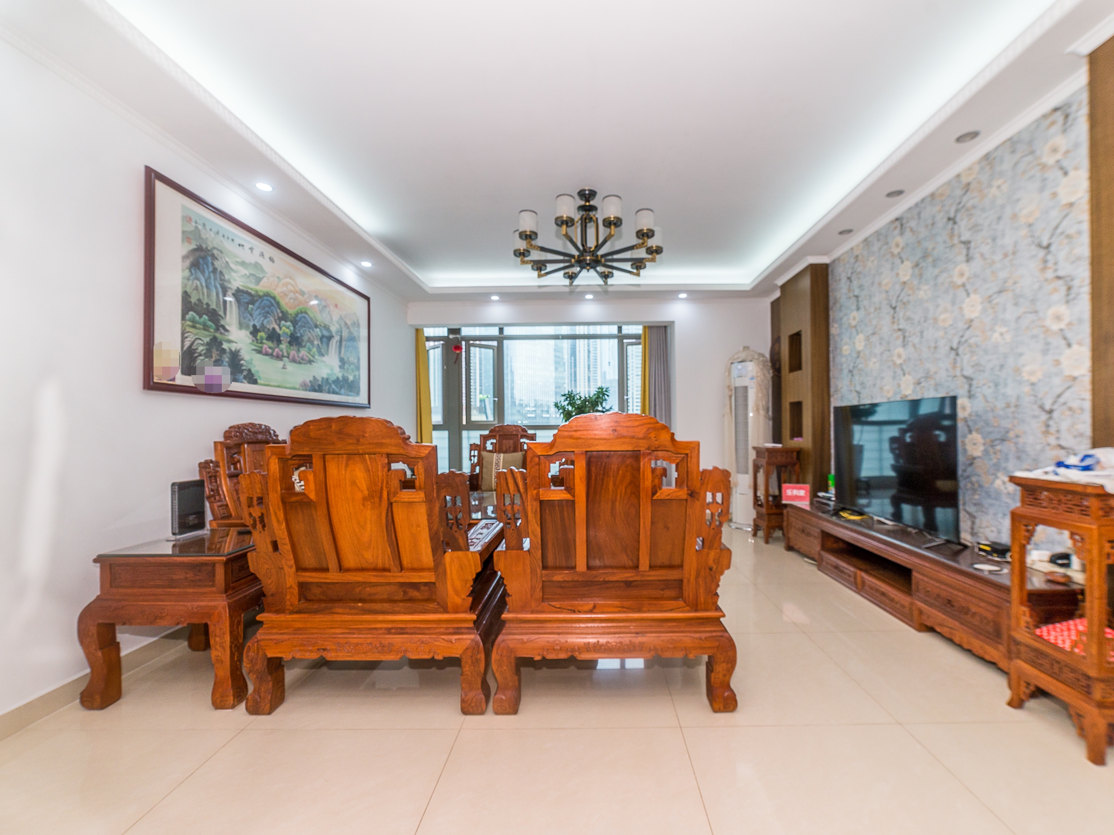 小区环境优美，绿化率高，大花园社区