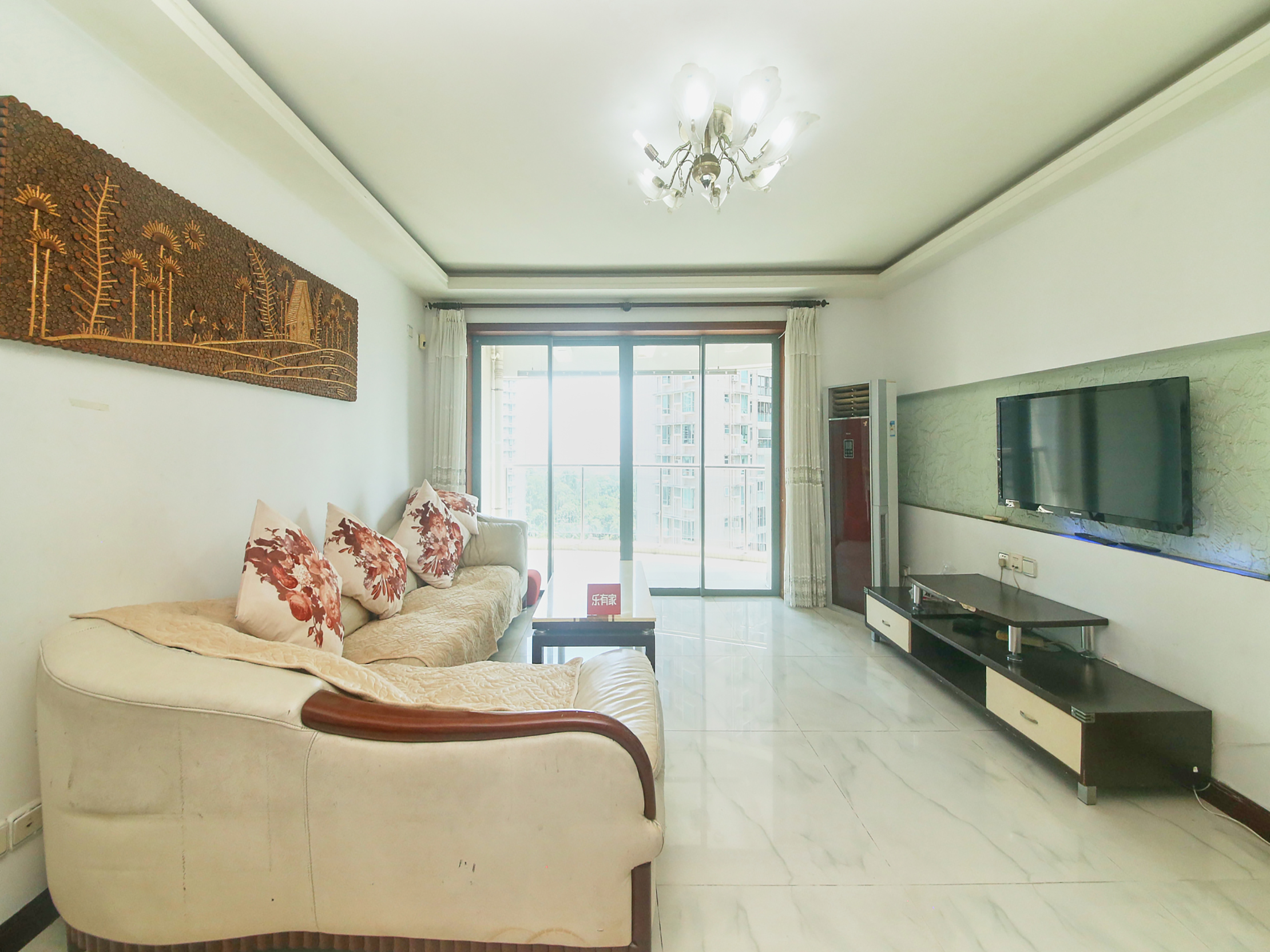 户型方正，结构合理实用率高，采光通风好。-深圳绿景蓝湾半岛二手房