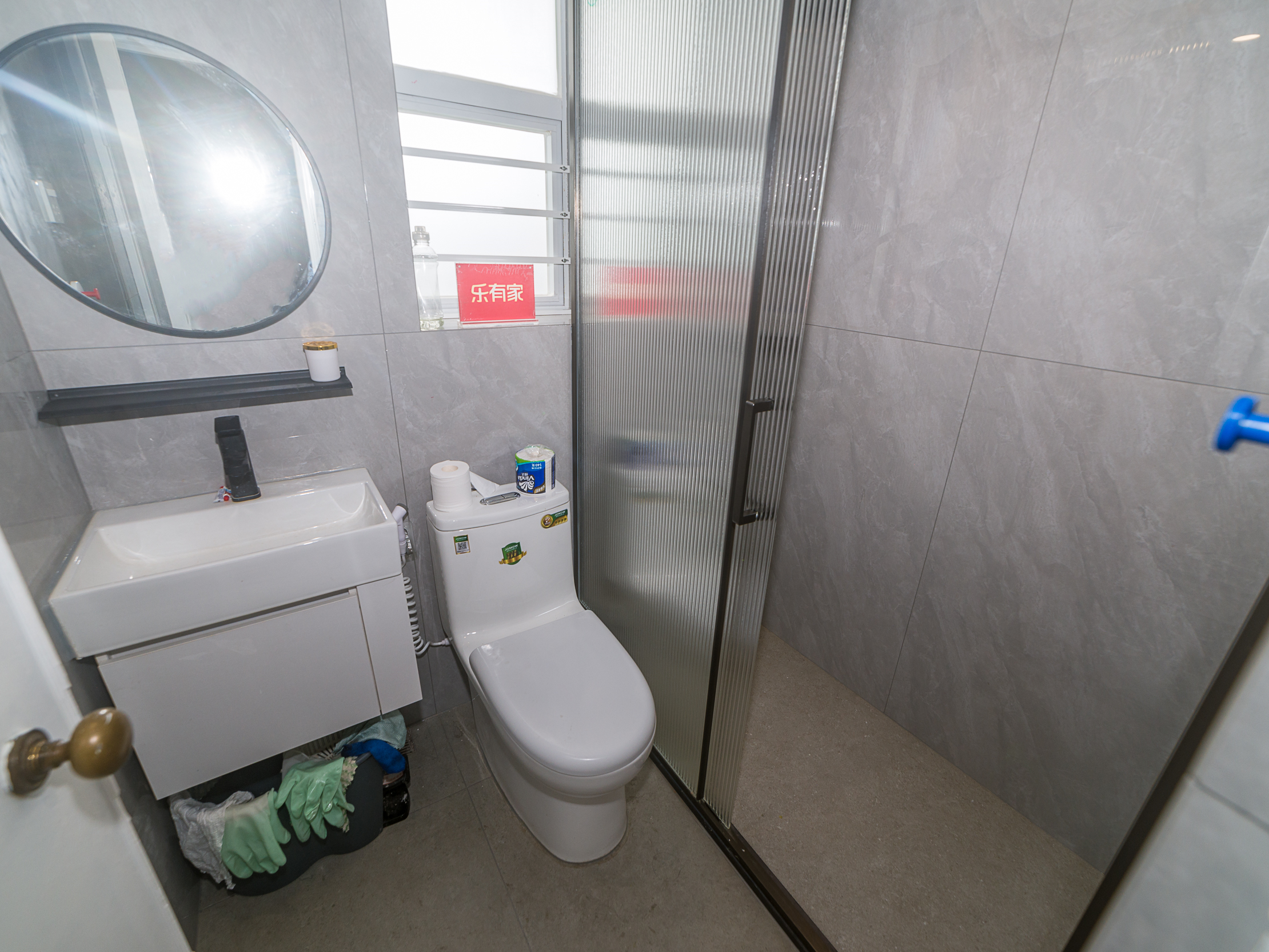 蛇口倚园大厦优质2房，拥有三个露台，还能看四海公园湖景！！！