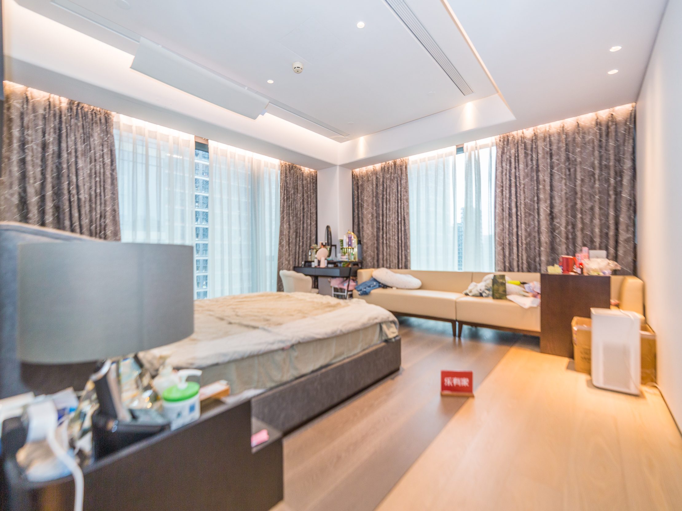 深超总次新小区，大平层，舒适自住