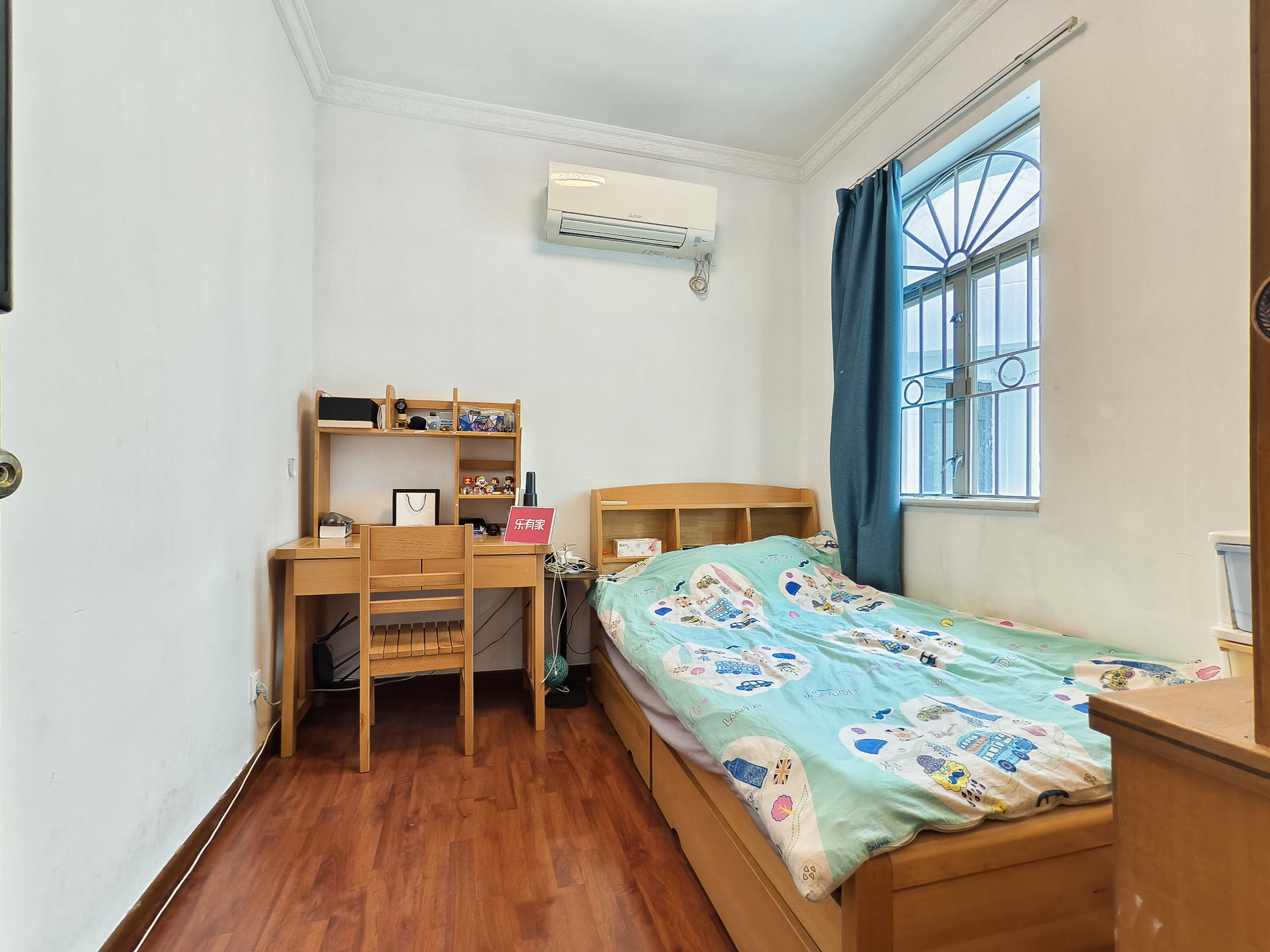 风采轩 4房2厅2卫 141.96㎡