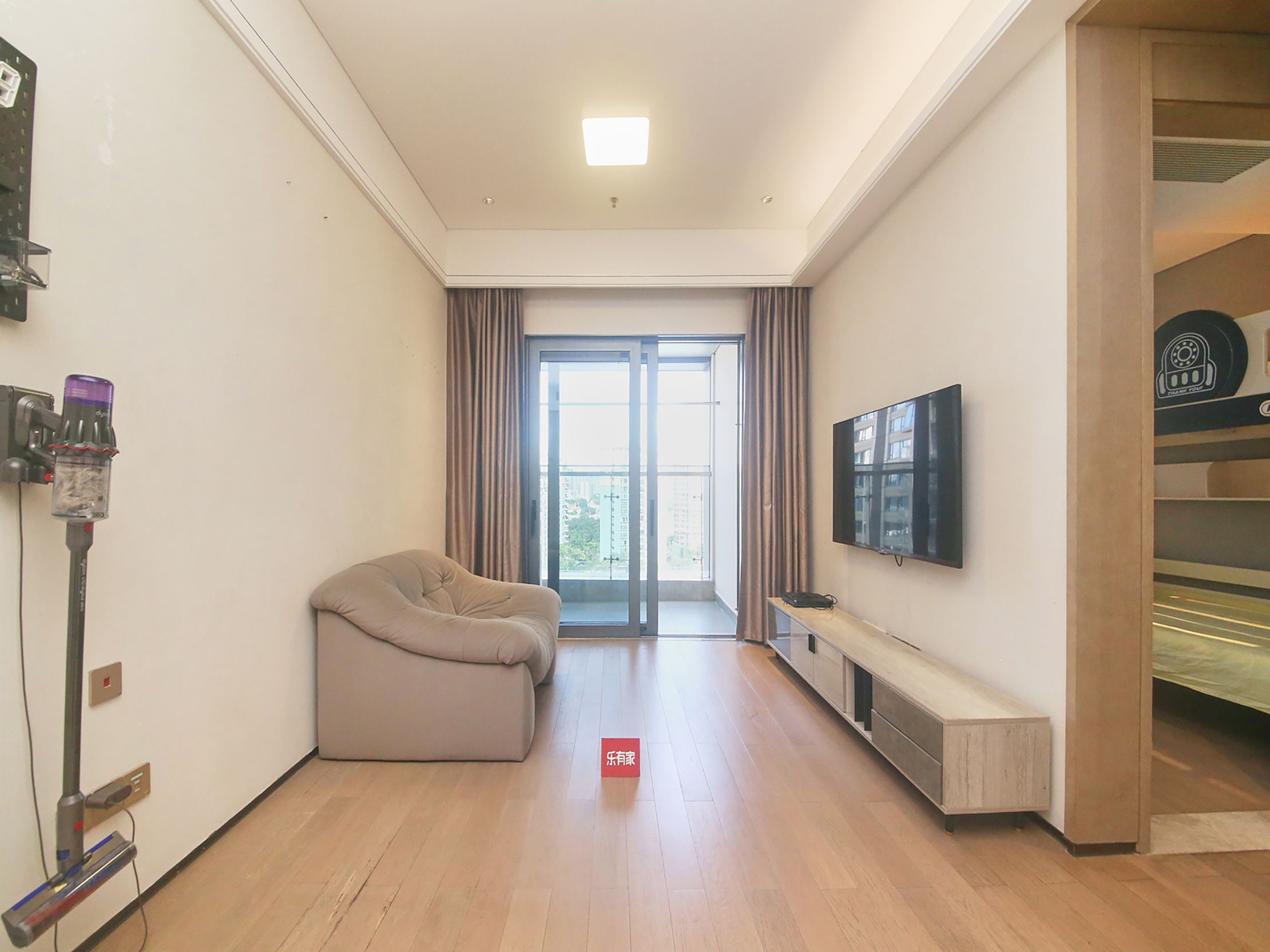 深业中城房子出售，户型方正，视野装修好-深圳深业中城（公寓）二手房