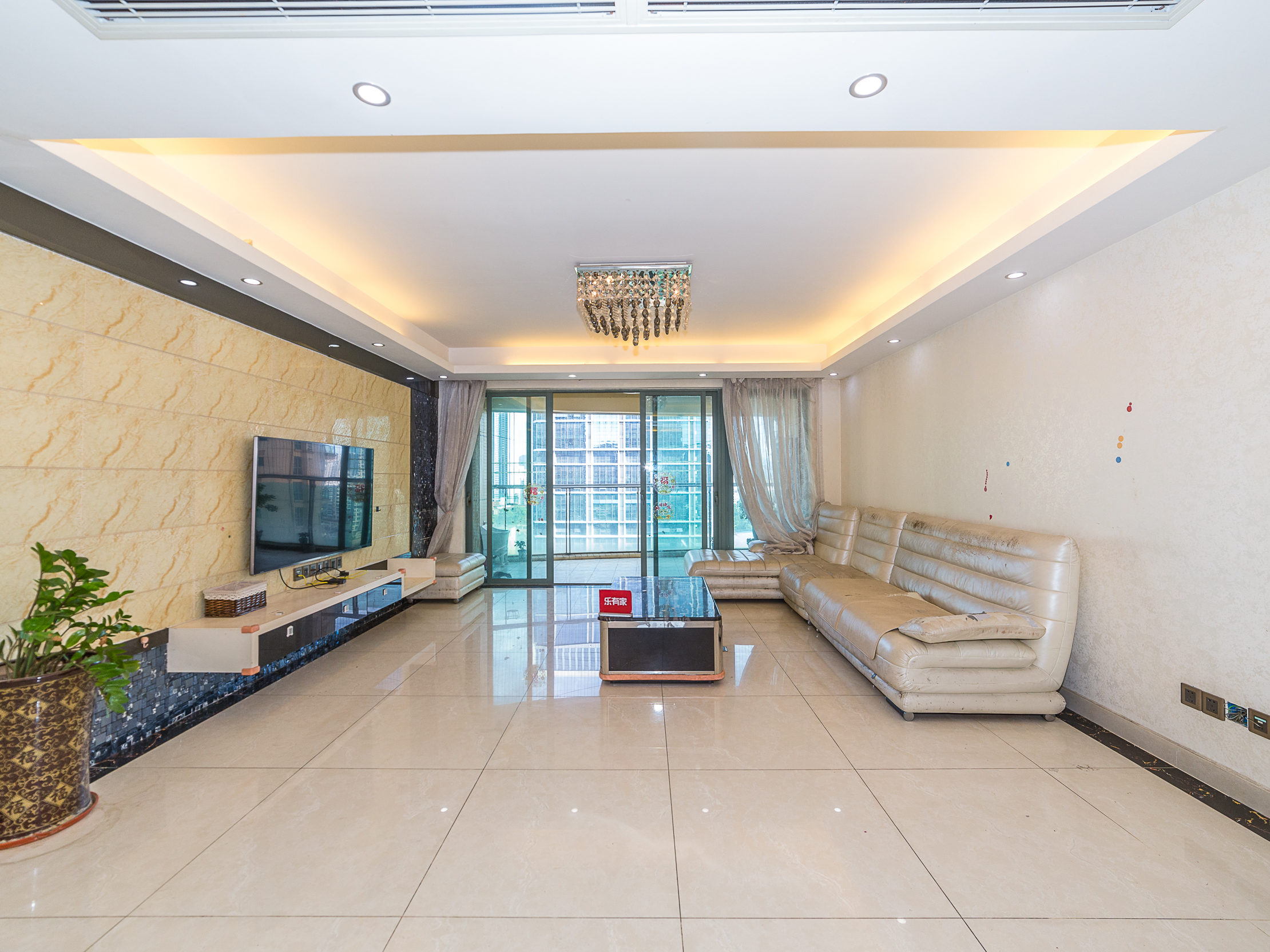 阅山华府 4房2厅3卫 177㎡