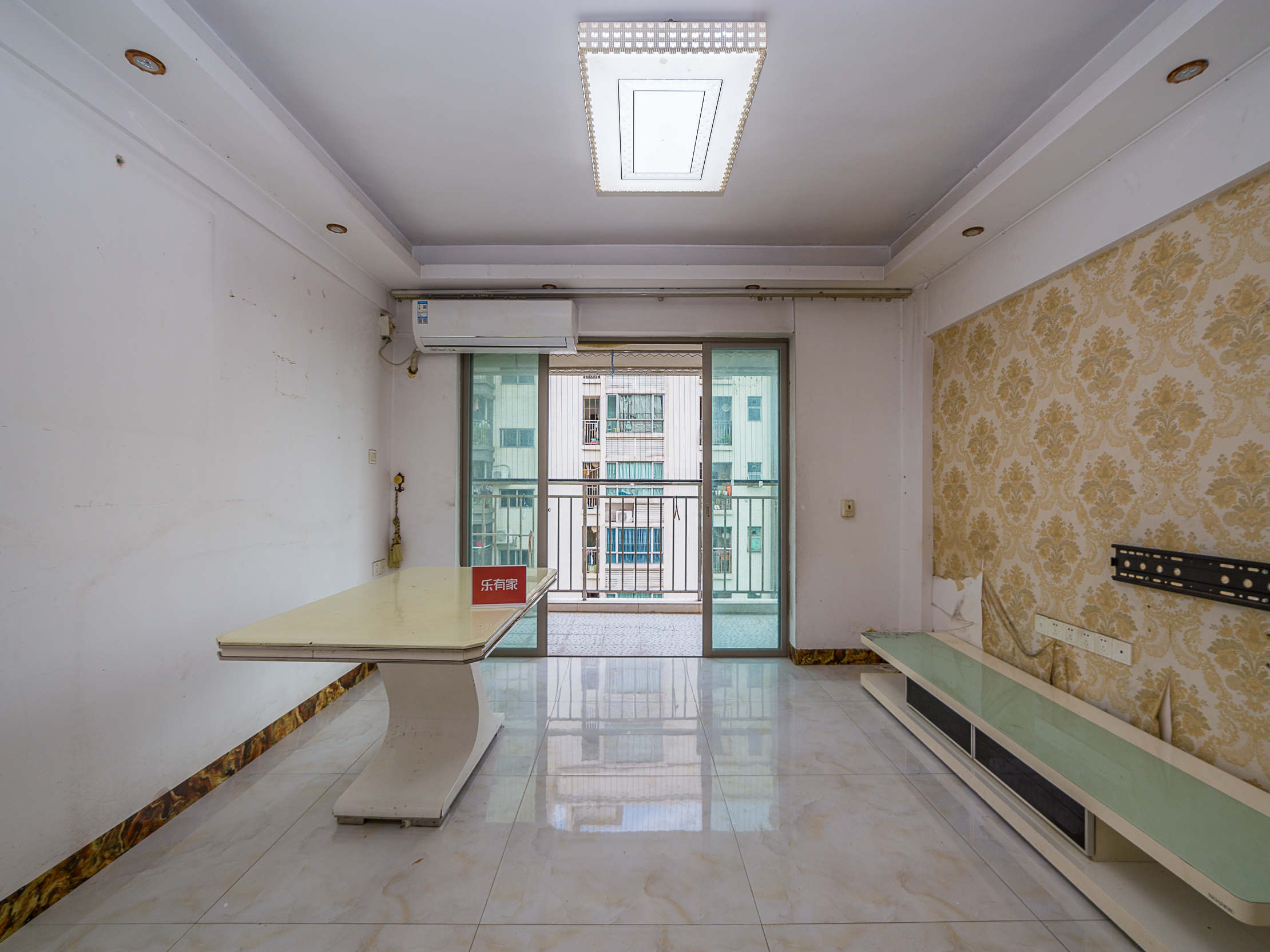 乐群市场旁精装四房-中山金都商业广场二手房