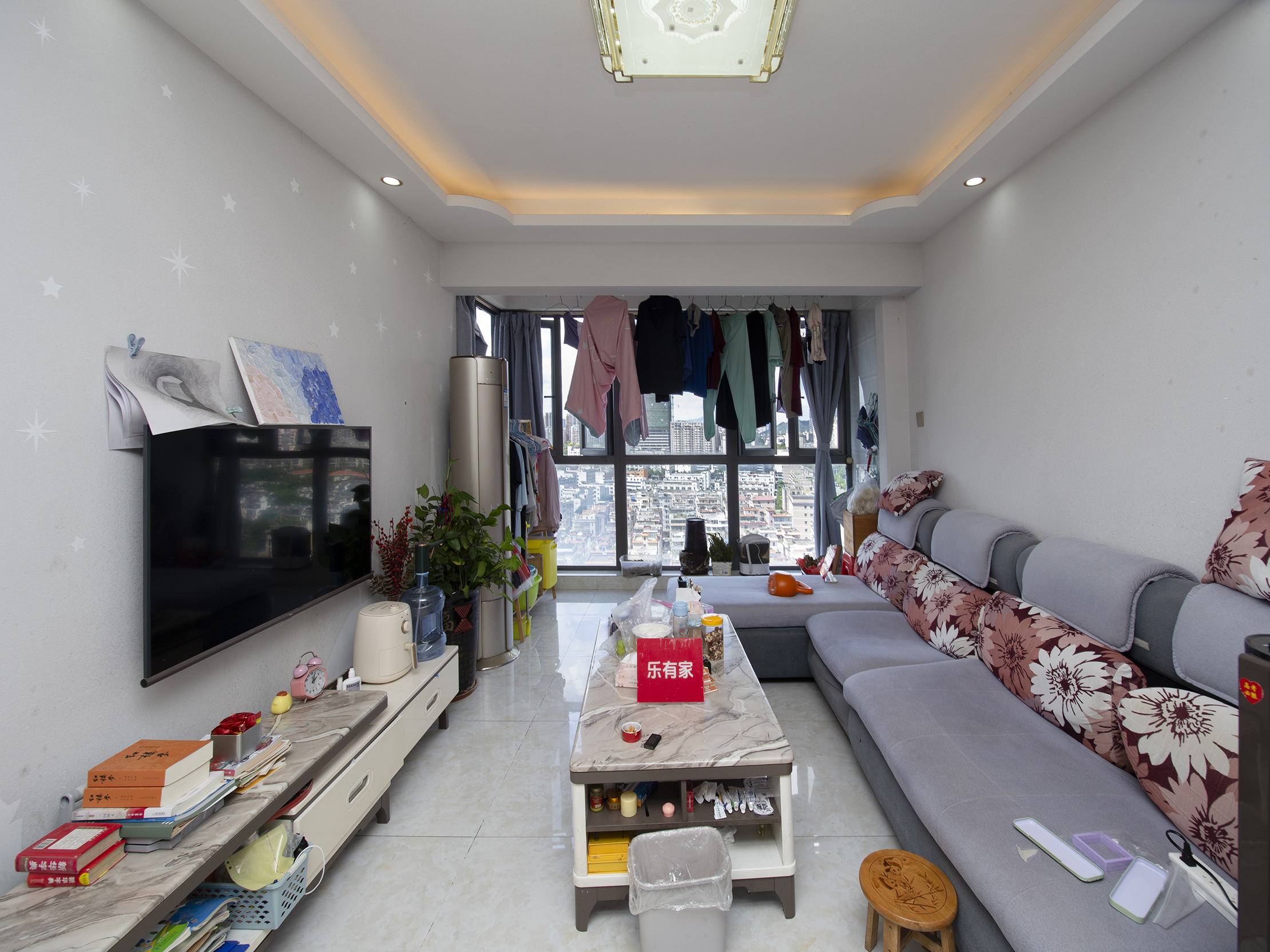 房子户型方正，动线合理，全明户型设计，采光良好-深圳地铁锦上花园二手房