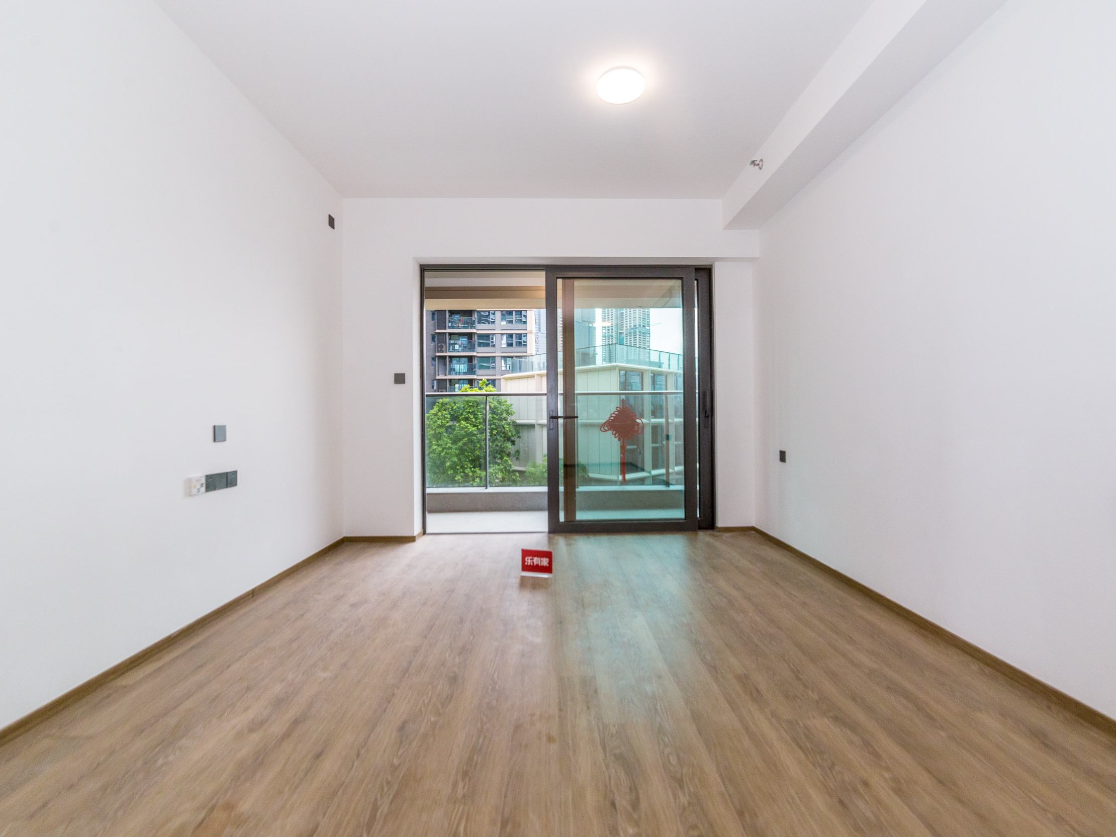 深业云海湾精装修出售-深圳深业云海湾二手房