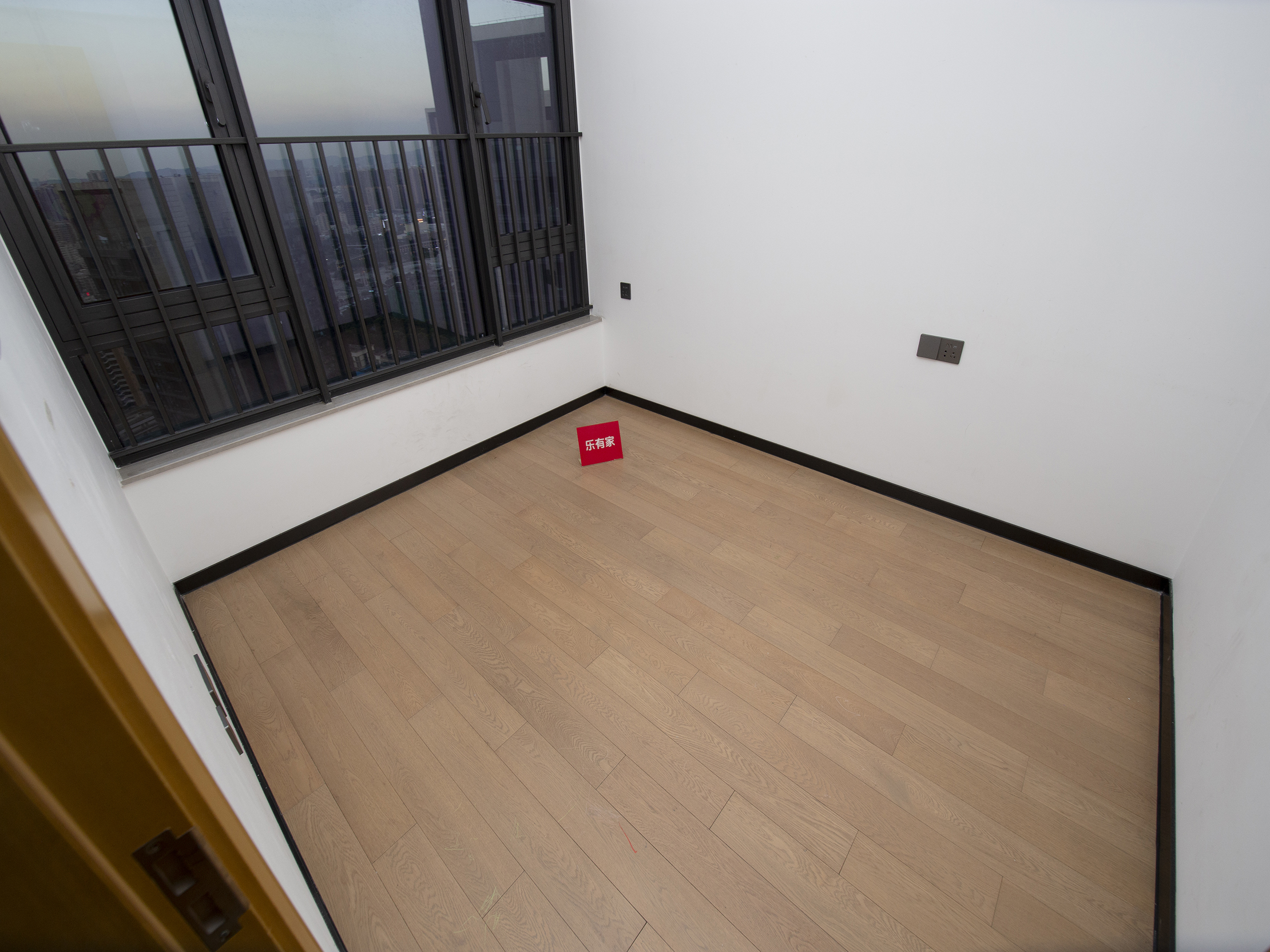 万科星城华府空房