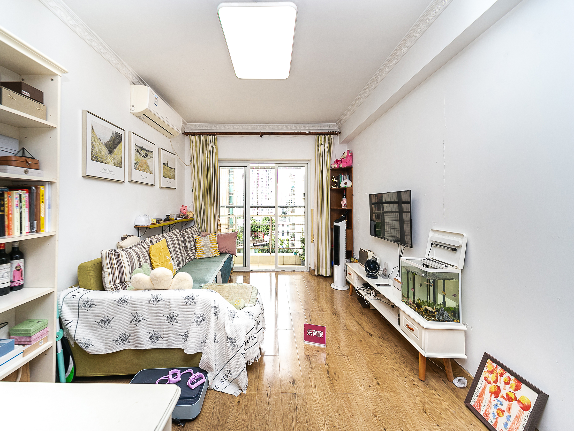 青春家园，户型方正，通风采光优，人车分流，带空中花园，业主诚心出售，随时看房！