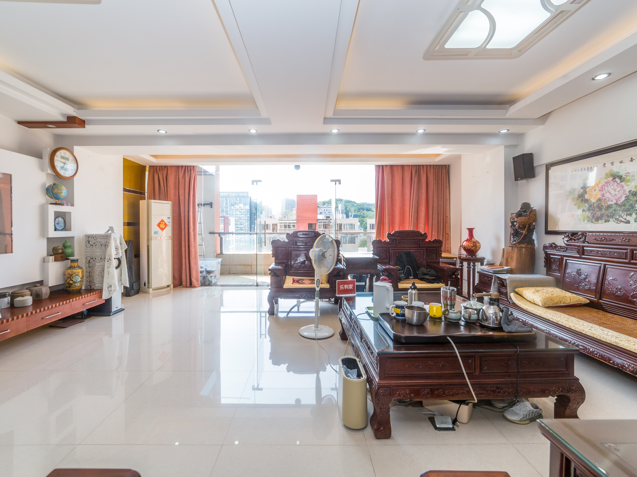 花半里，南北通透户型，复式上下两层