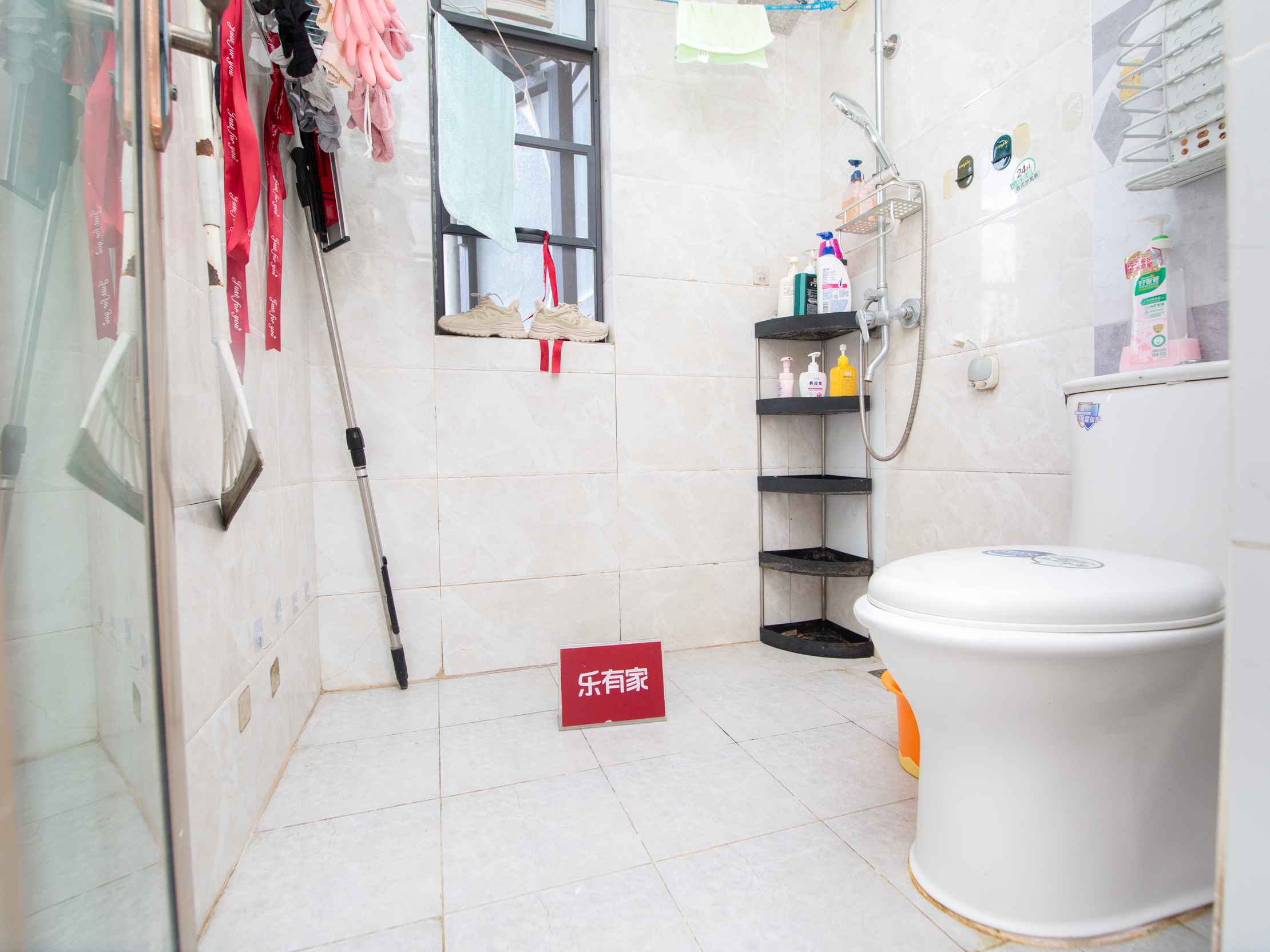 华盛新沙荟名庭（三期），税费低，户型方正，通风采光优，楼龄新，车位充足，业主诚心出售！