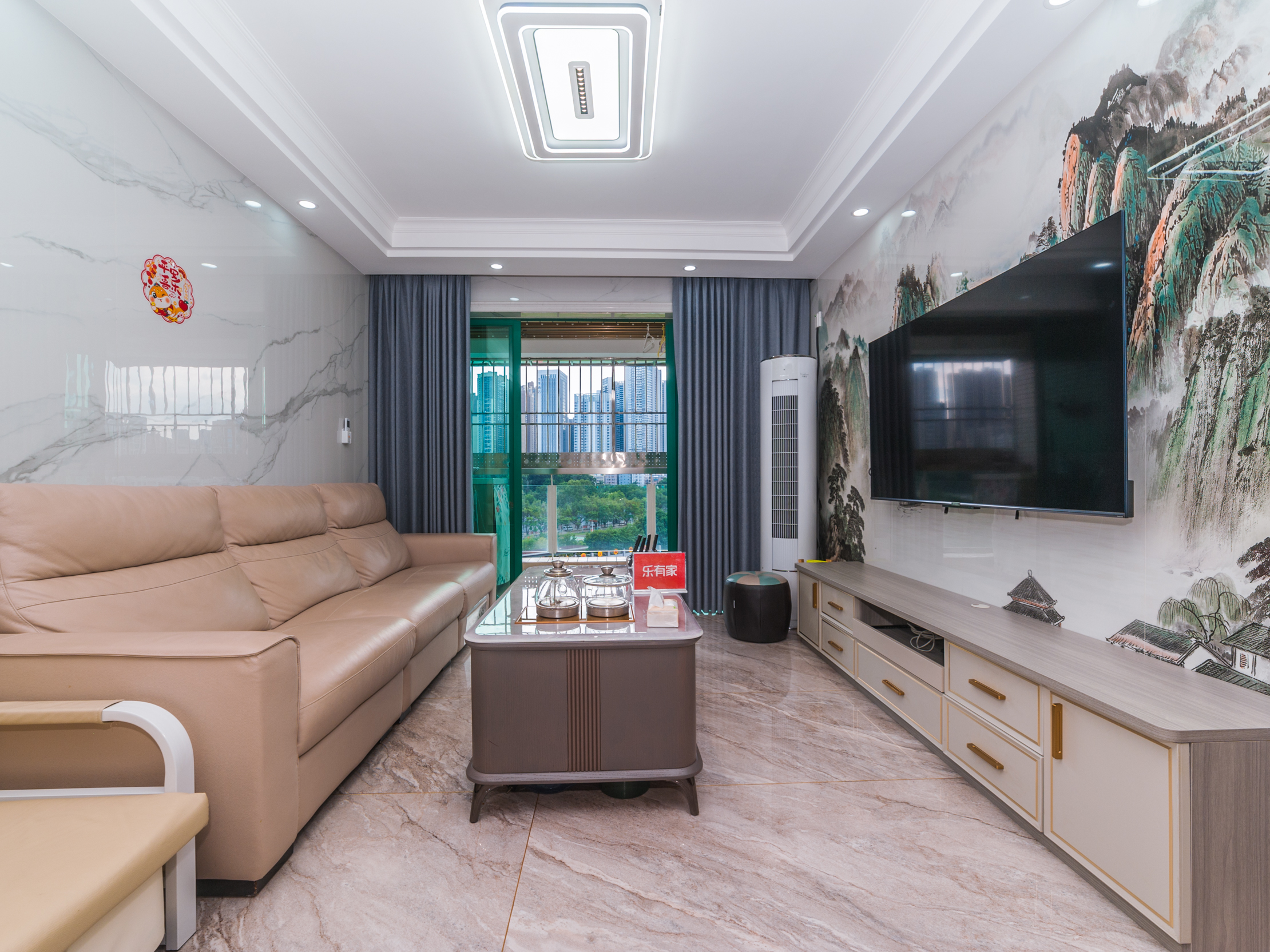 新华苑豪装3房急售-深圳新华苑二期(广场1号)二手房