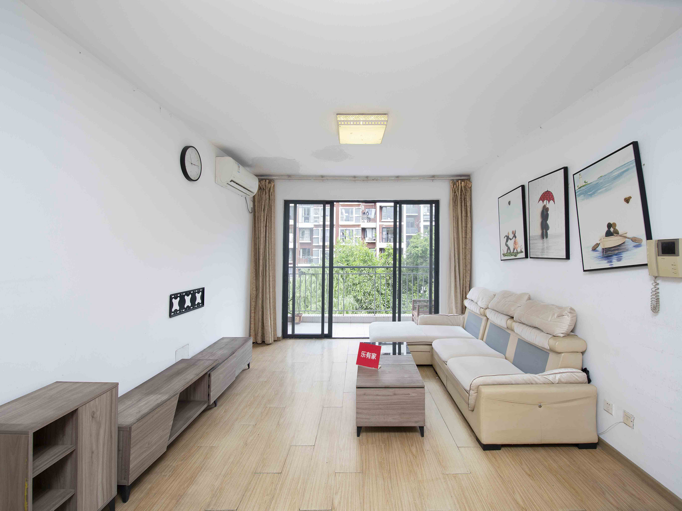 采光好，视野宽阔，家门口的幼儿园和九年书包-深圳风临四季花园二手房