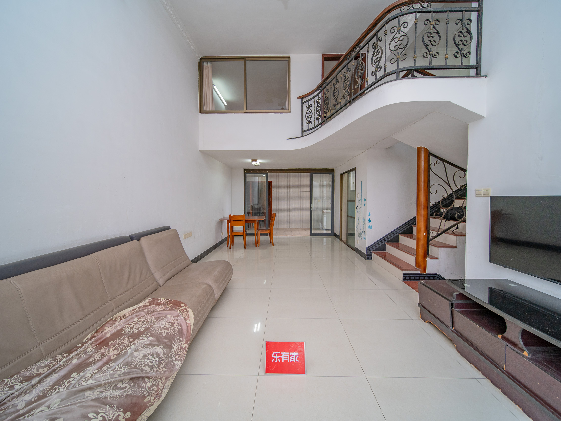 江海花园，复式，业主诚心出售，实用率高，通透采光好-江门江海花园二手房