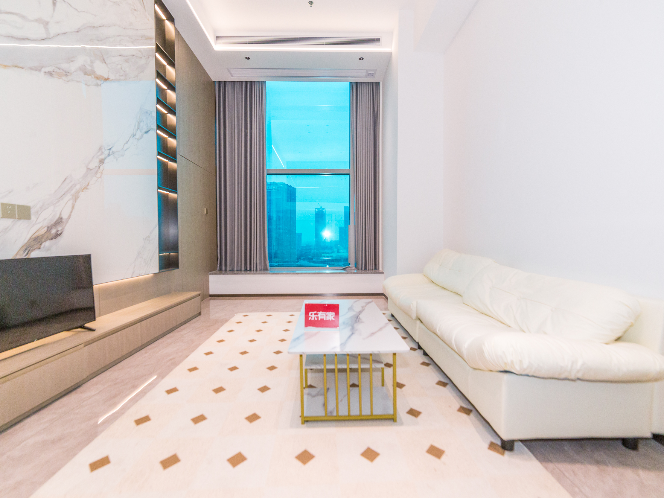 京基东滨时代大厦，朝南中楼层，采光充足，楼龄新，近地铁，业主诚心出售，机会难得！-深圳京基东滨时代大厦二手房