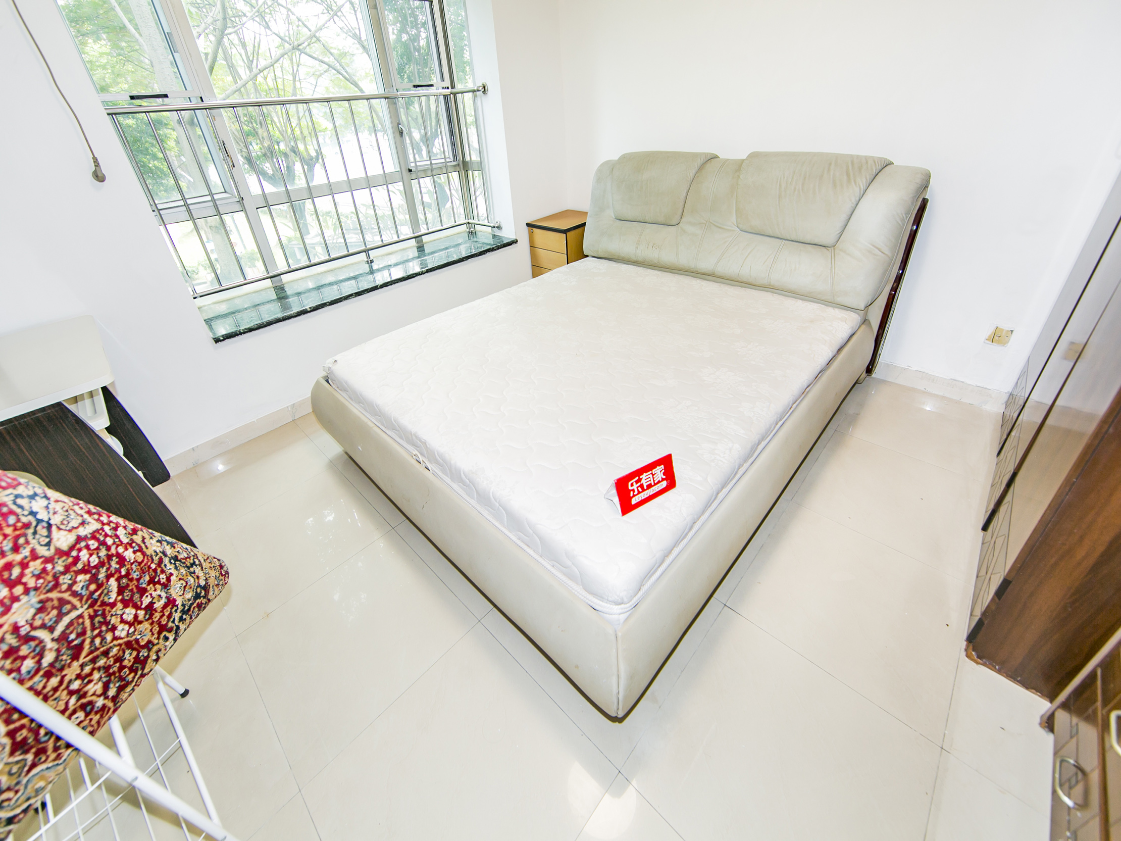 此房源业主比较诚心卖！产权优质！欢迎咨询！