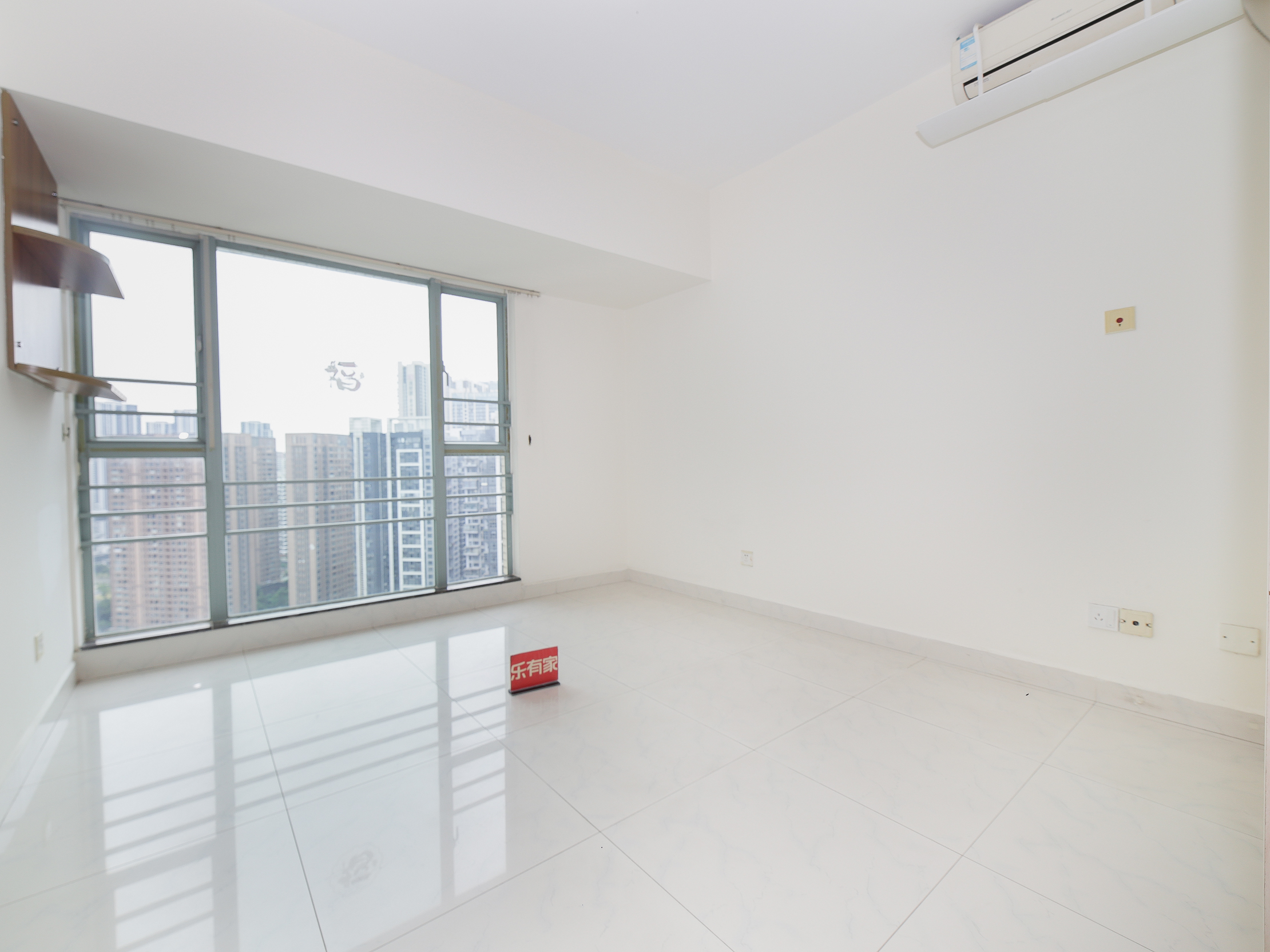 西城上筑大两房出售，近宝中双地铁