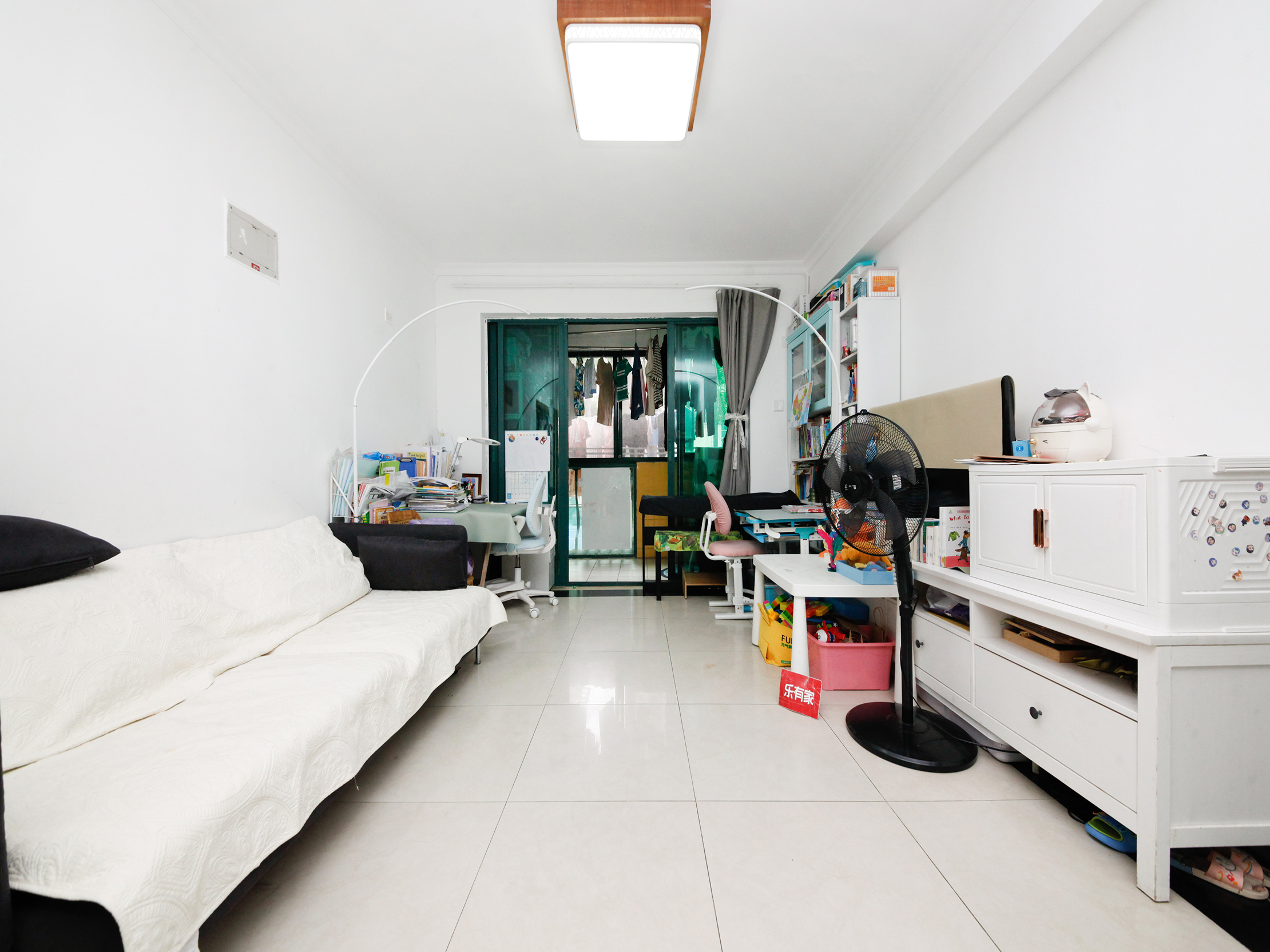 石厦北电梯小高层通透三房出售