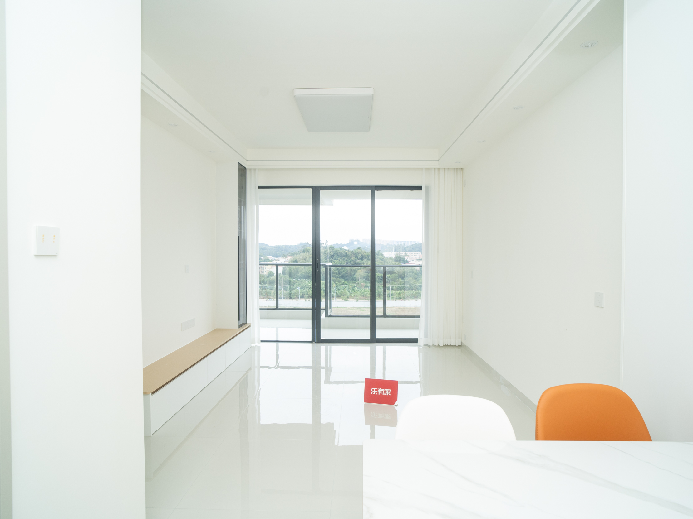 江湾花园，方正户型，朝南采光佳，楼龄新，车位足，近大型公园，业主诚售，随时看房！-江门江湾花园二手房