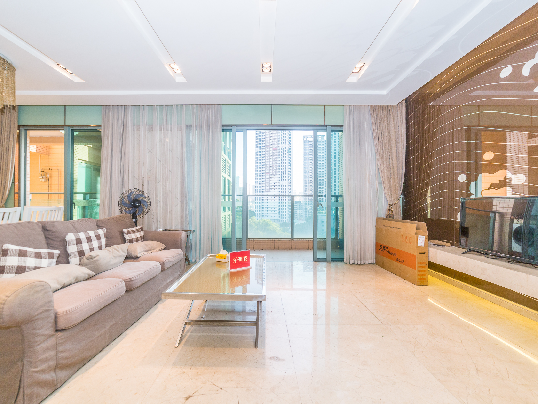 公园大地三房出租-深圳公园大地花园八期租房