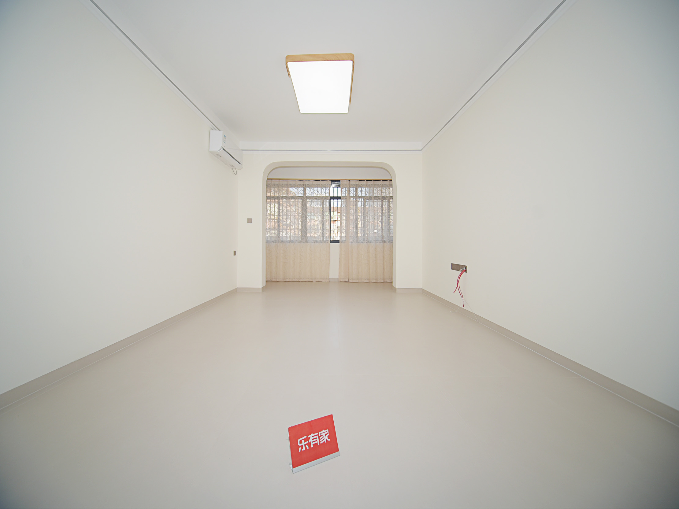 深华宿舍西北精装3室2厅98平业主诚心出售